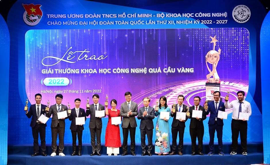 Vinh danh 10 tài năng Quả Cầu Vàng và 20 nữ sinh khoa học công nghệ Việt Nam năm 2022 ảnh 3