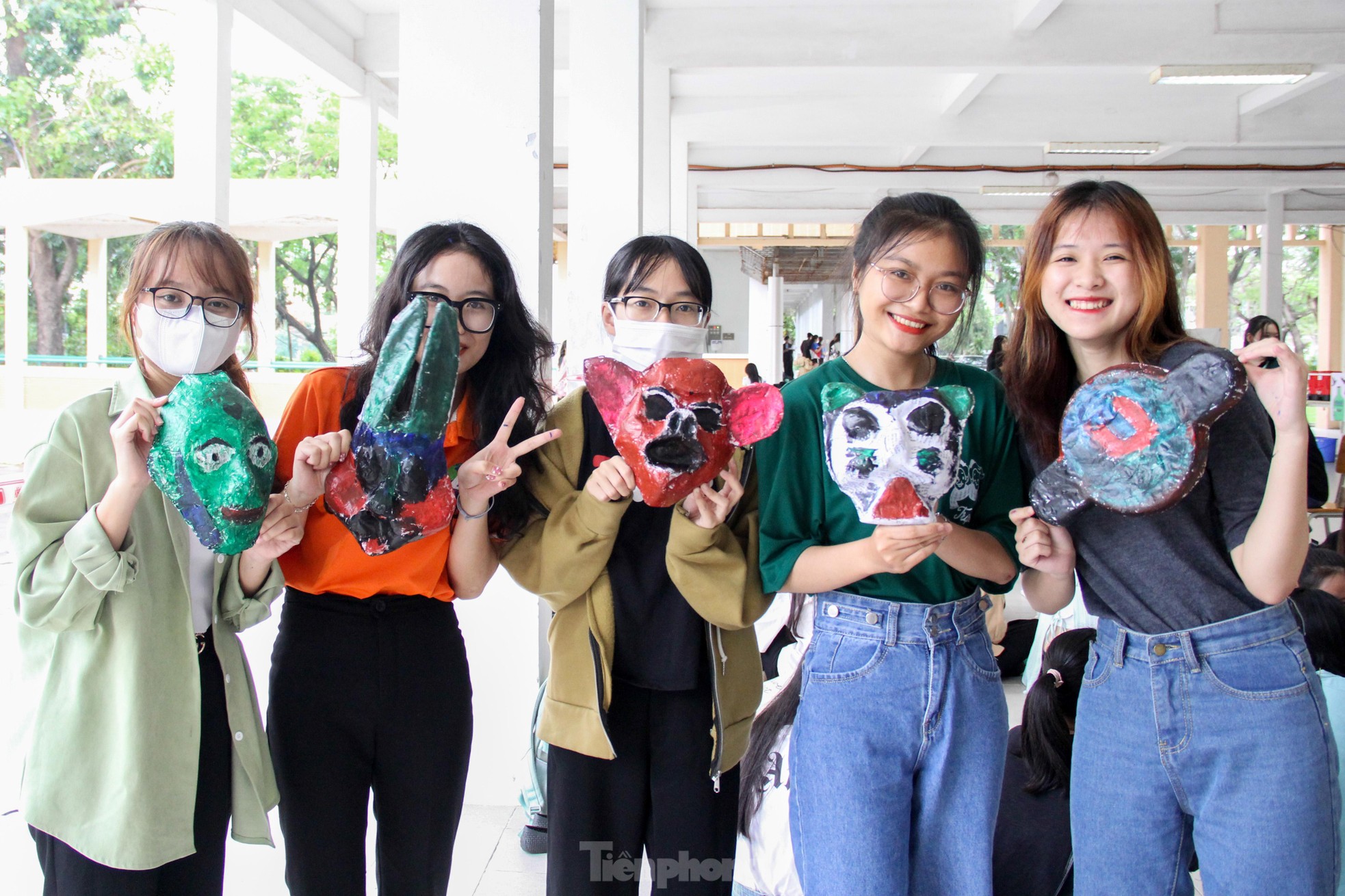 Bạn trẻ Đà Nẵng hào hứng trải nghiệm Halloween xanh đặc sắc ảnh 2