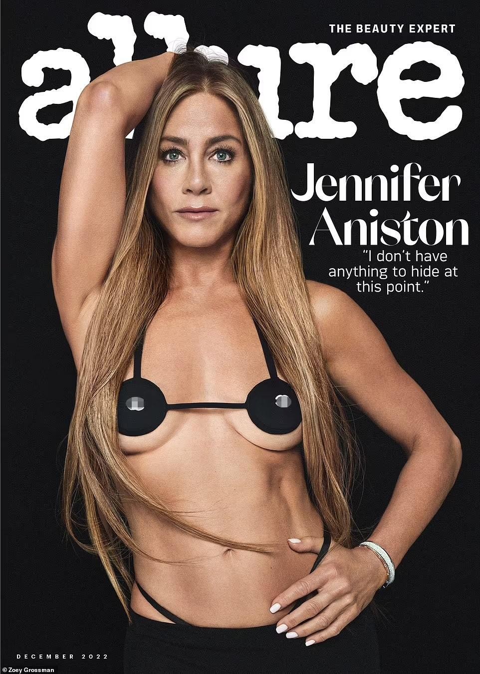 Jennifer Aniston khoe thân hình thách thức tuổi tác ảnh 1