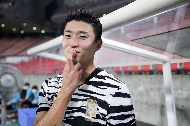 Cầu thủ Hàn Quốc tại World Cup gây sốt vì ngoại hình như diễn viên - Ảnh 7.