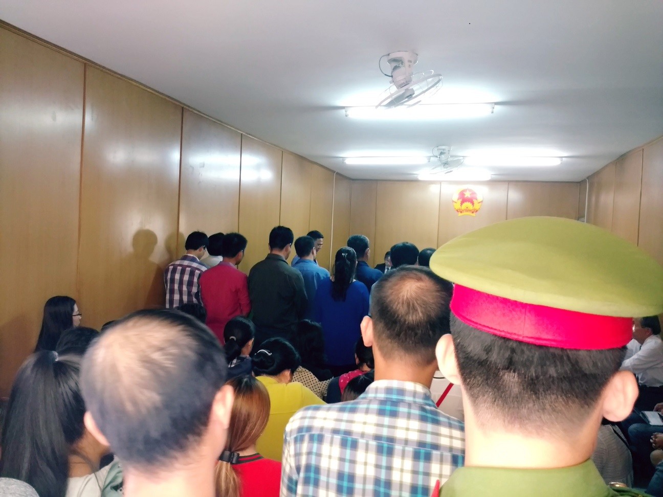 Xét xử đường dây bán logo xe 'vua': Các bị cáo phản cung ảnh 1