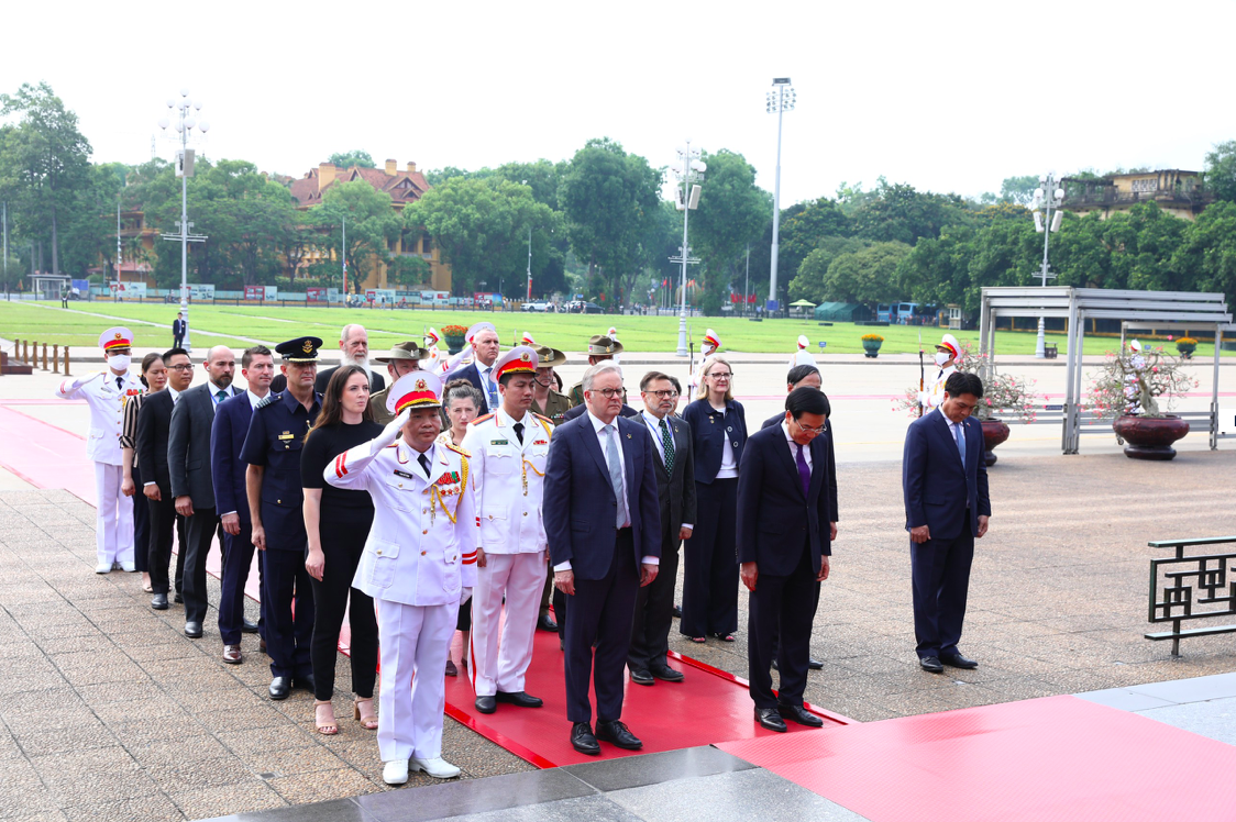 Thủ tướng Phạm Minh Chính chủ trì lễ đón Thủ tướng Úc Anthony Albanese ảnh 1