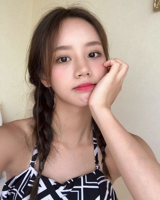 Nữ diễn viên bắt hãng hàng không Mỹ phải xin lỗi là ai? ảnh 17