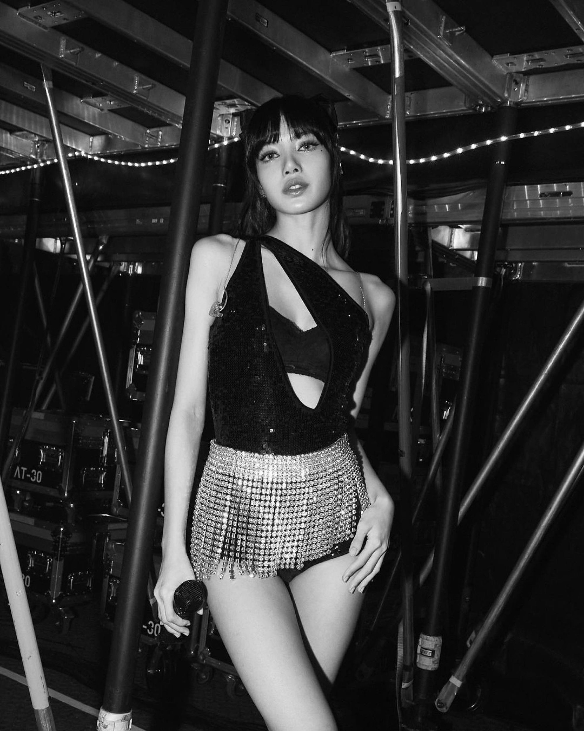 Trang phục đẹp nhất của BlackPink ảnh 16