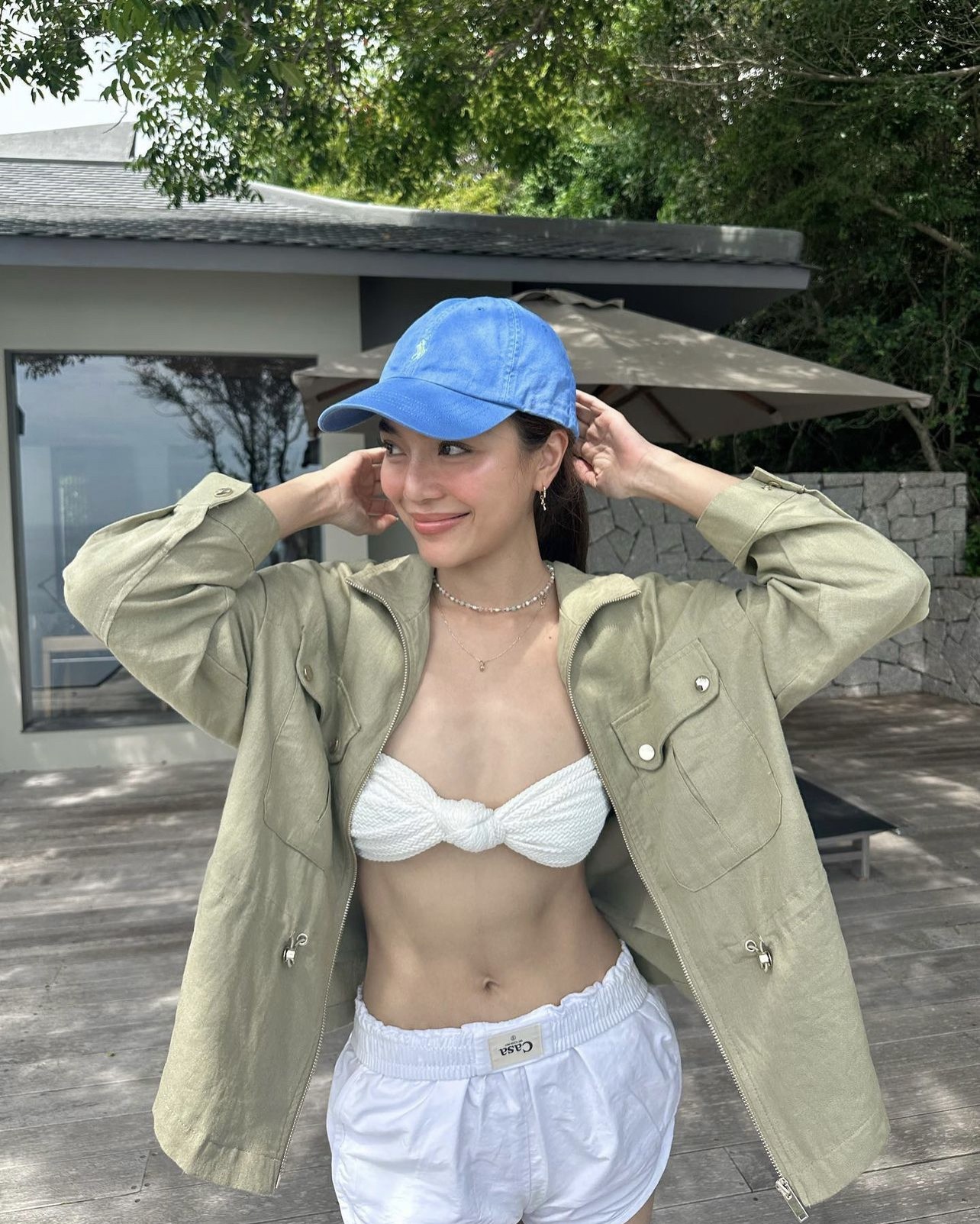 Mỹ nhân Thái Lan diện bikini thả dáng ở biển Ninh Thuận ảnh 17