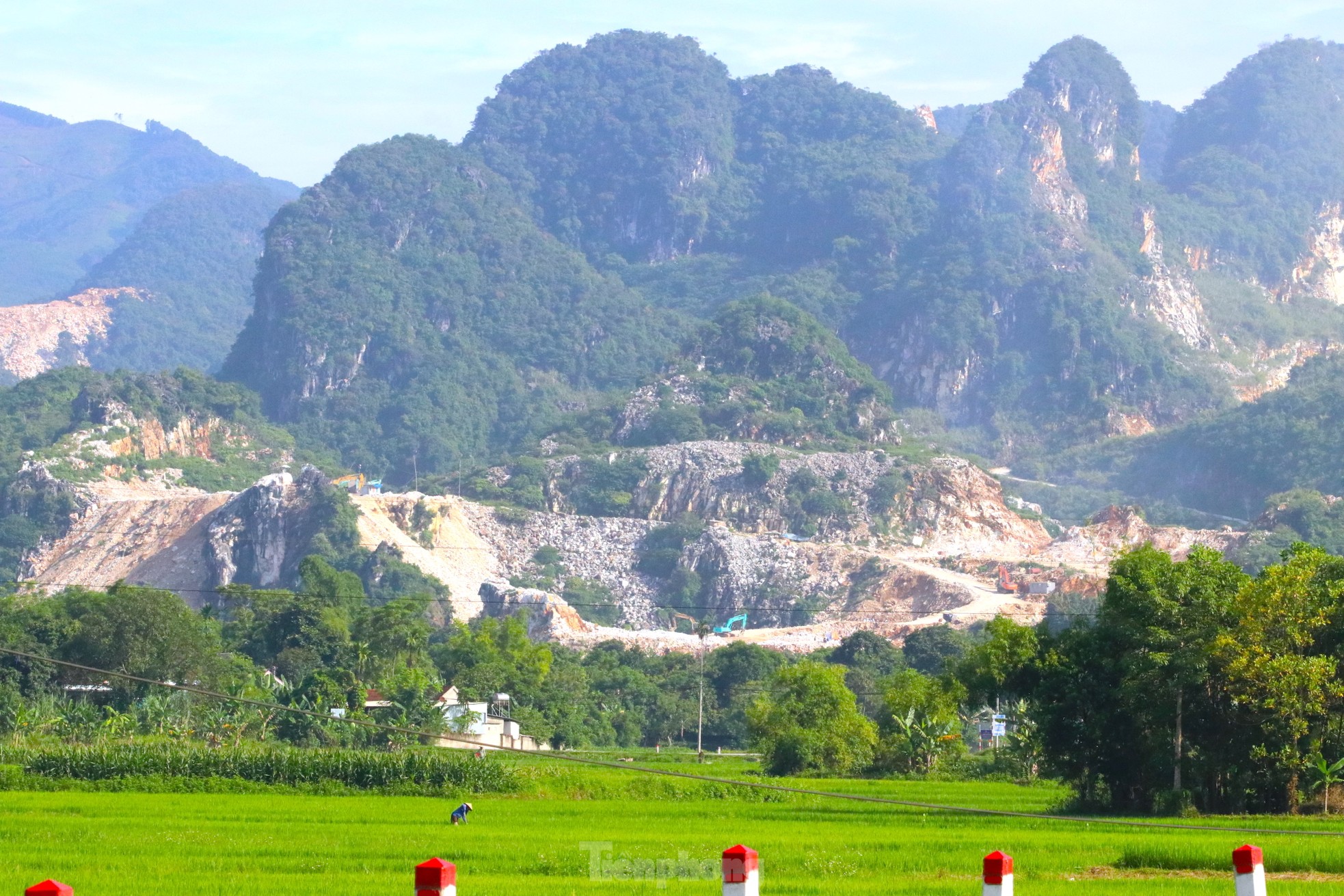 Nhìn từ trên cao những vạt rừng loang lổ ở thủ phủ khoáng sản Quỳ Hợp ảnh 13