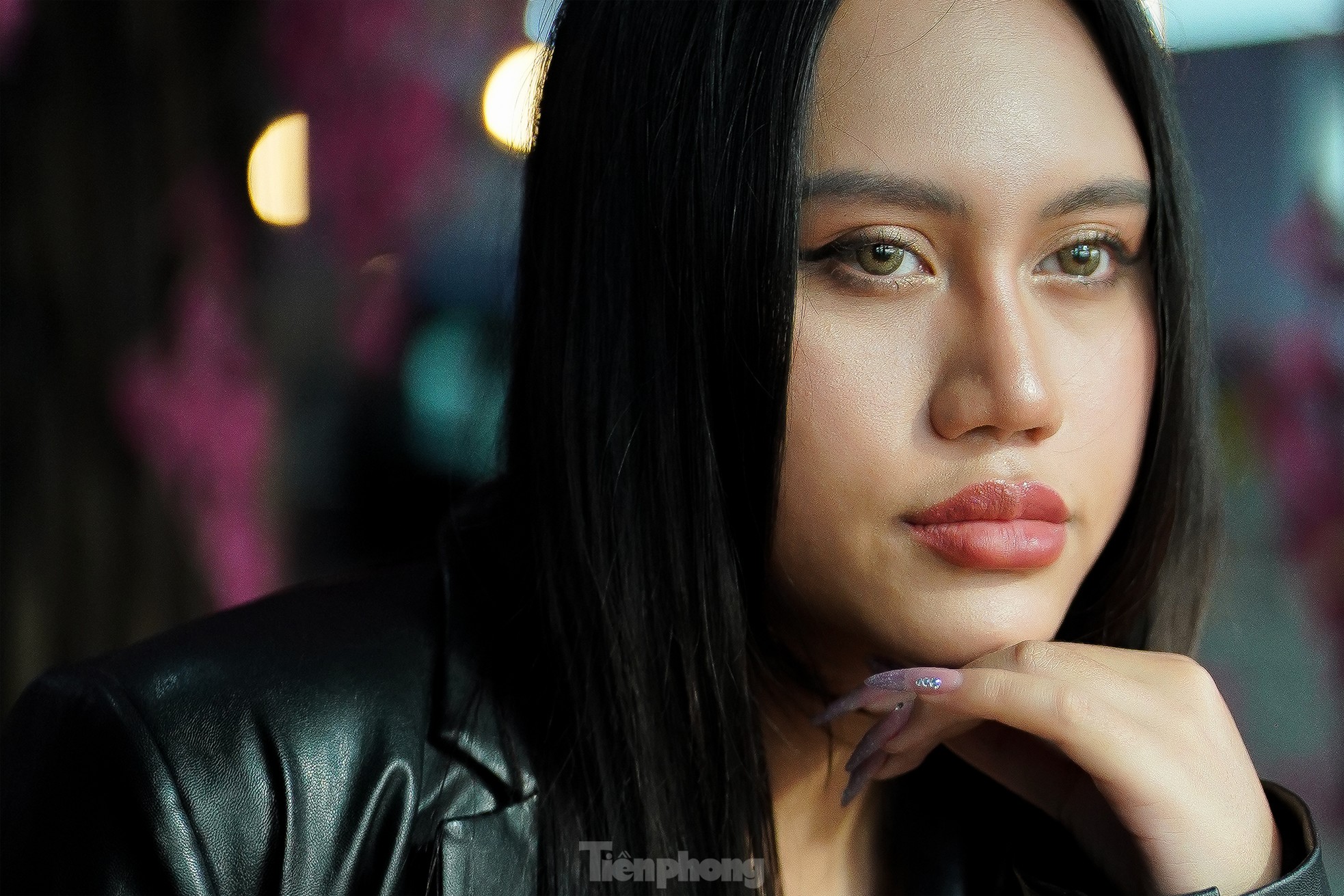 Ca sĩ Sofia: 'Một người con trai tiếp tục miệt thị nước ngoài hình tôi ở Hà Nội' hình họa 6