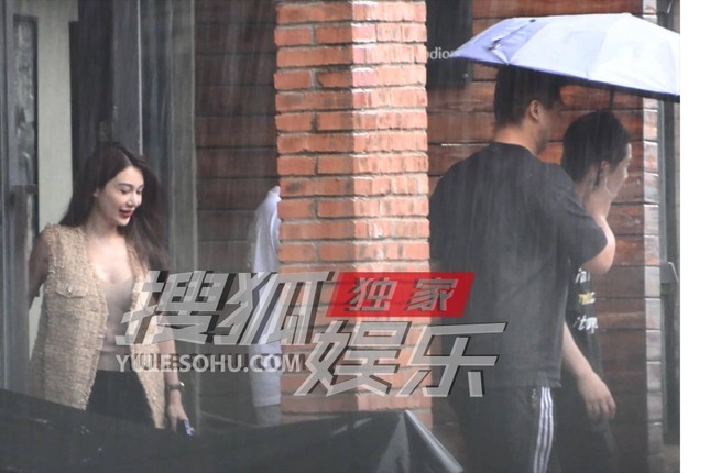 Bản tin showbiz 8/8: Trấn Thành đang gặp vấn đề sức khỏe ảnh 5