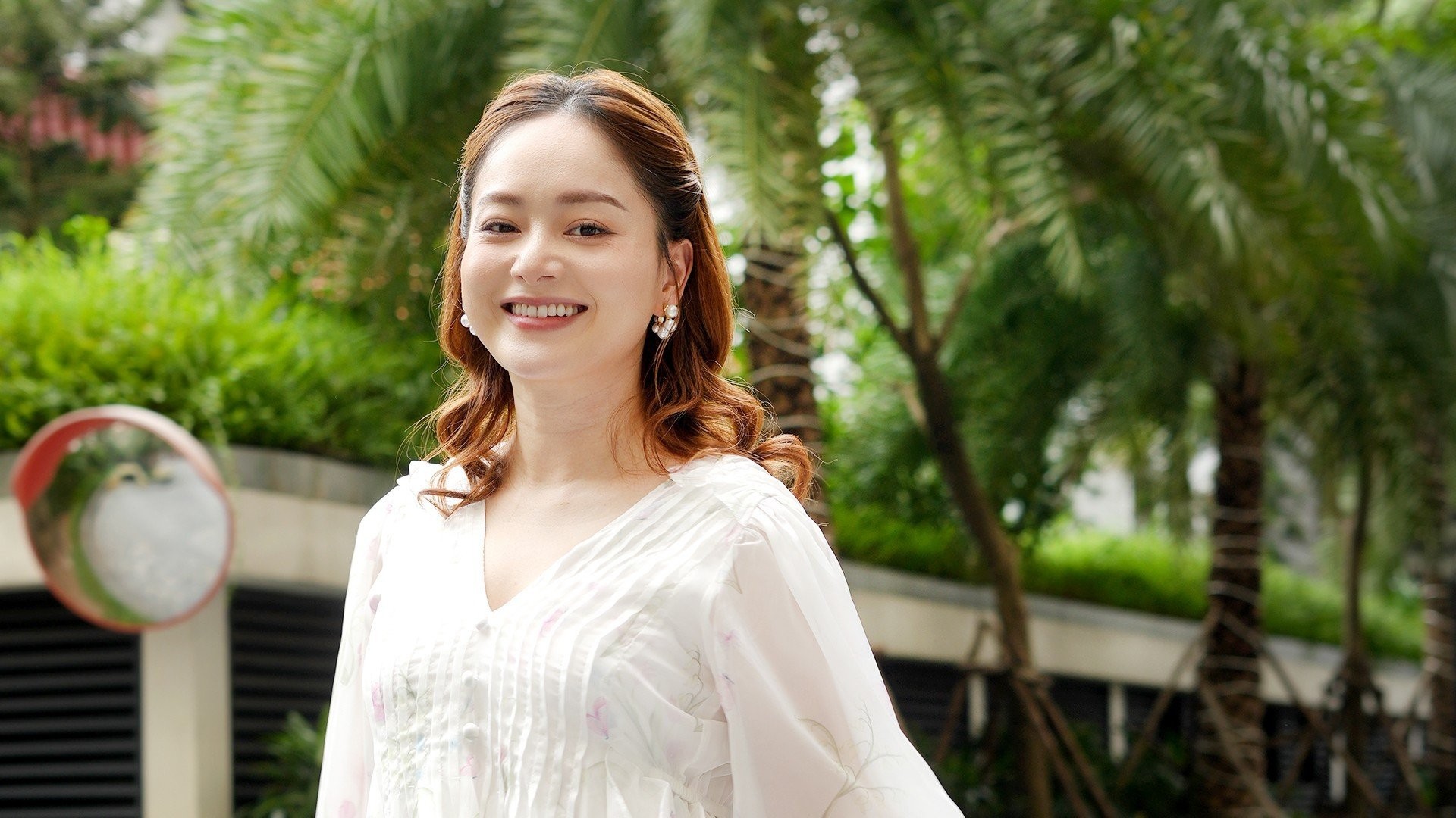 Diễn viên Lan Phương nói về kết phim ‘Gia đình mình vui bất thình lình’ ảnh 7