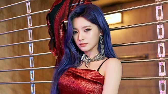 Showbiz 15/9: Cuộc sống hiện tại của nữ ca sĩ bị tẩy chay vì trịch thượng ảnh 1