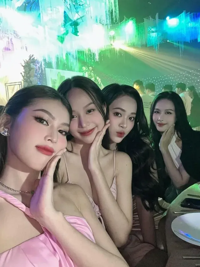 Showbiz 17/9: Dàn hoa hậu dự lễ cưới Á hậu Phương Anh ảnh 4