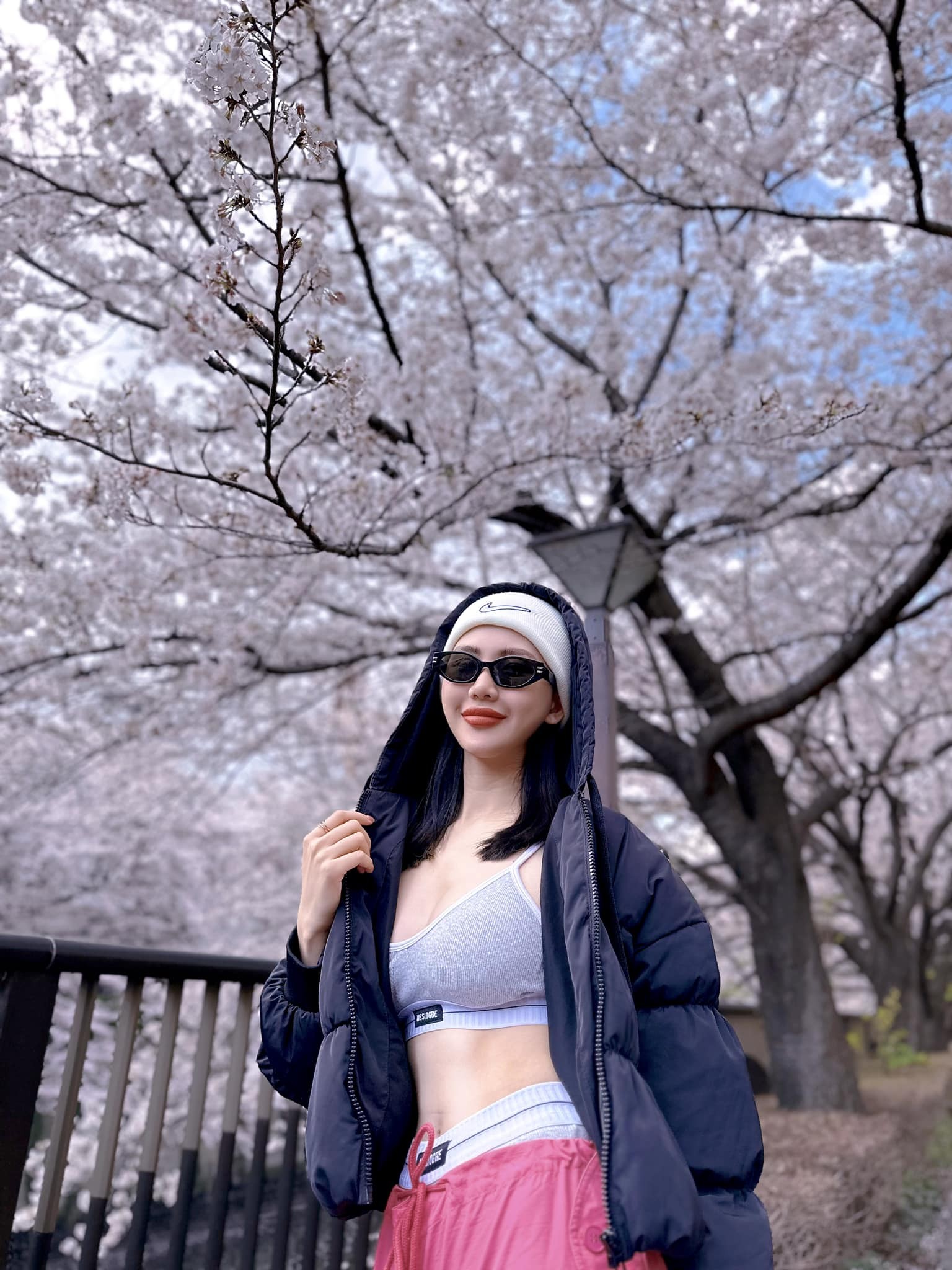 Ảnh đời thường nóng bỏng của Bùi Quỳnh Hoa vừa đăng quang Miss Universe Vietnam ảnh 3