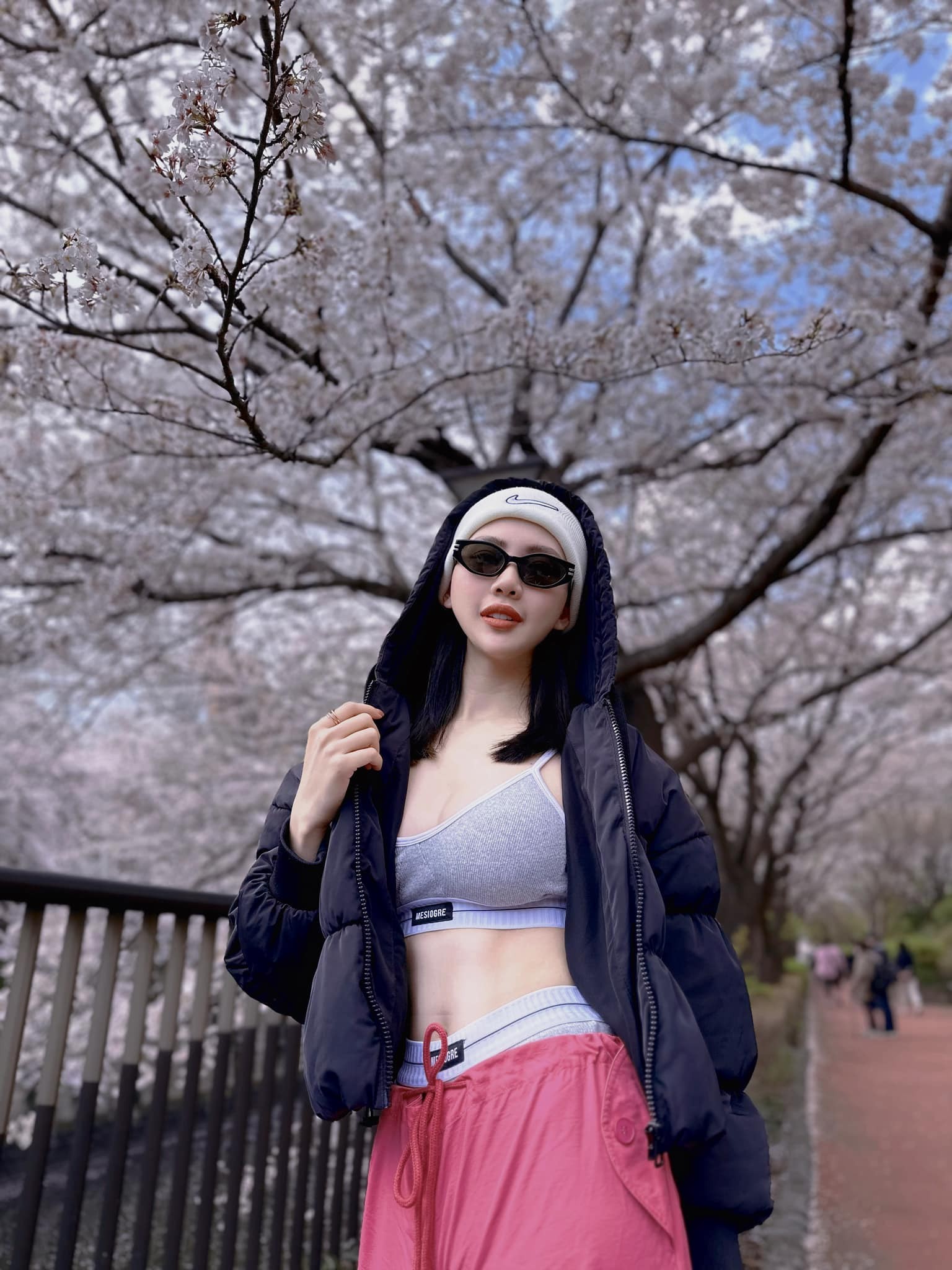 Ảnh đời thường nóng bỏng của Bùi Quỳnh Hoa vừa đăng quang Miss Universe Vietnam ảnh 4