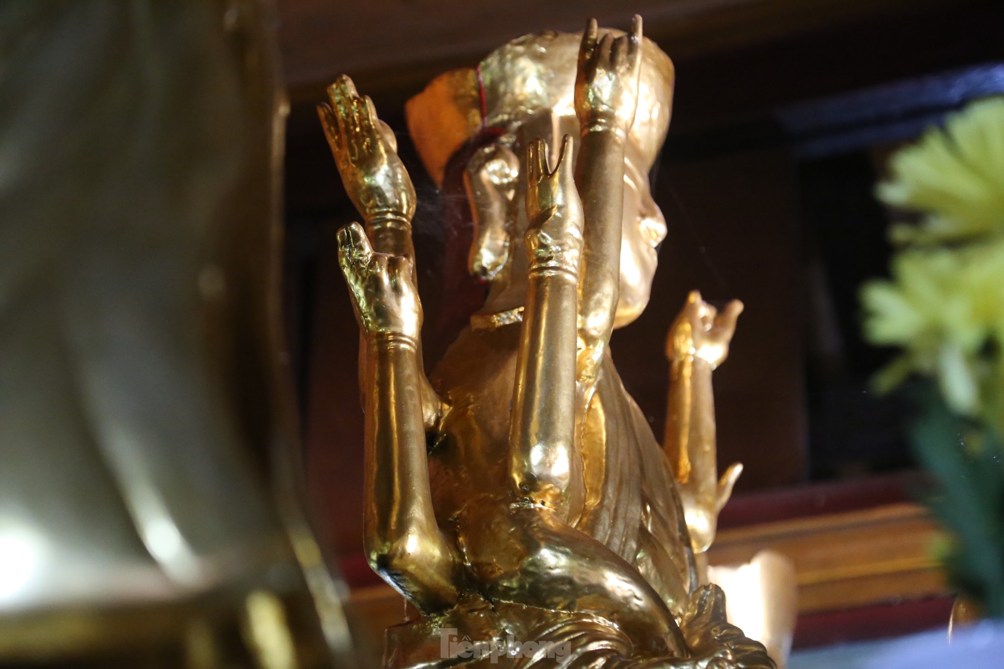 Bức tượng đầu người đội Phật hơn 1.000 năm tuổi ở Nghệ An - Ảnh 4.