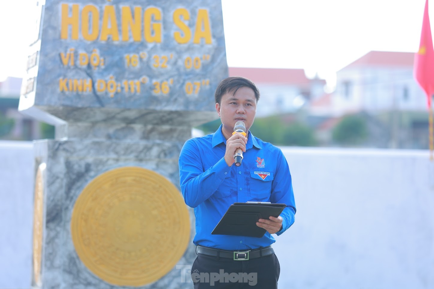 Khánh thành công trình cột mốc Hoàng Sa trong trường học ảnh 3
