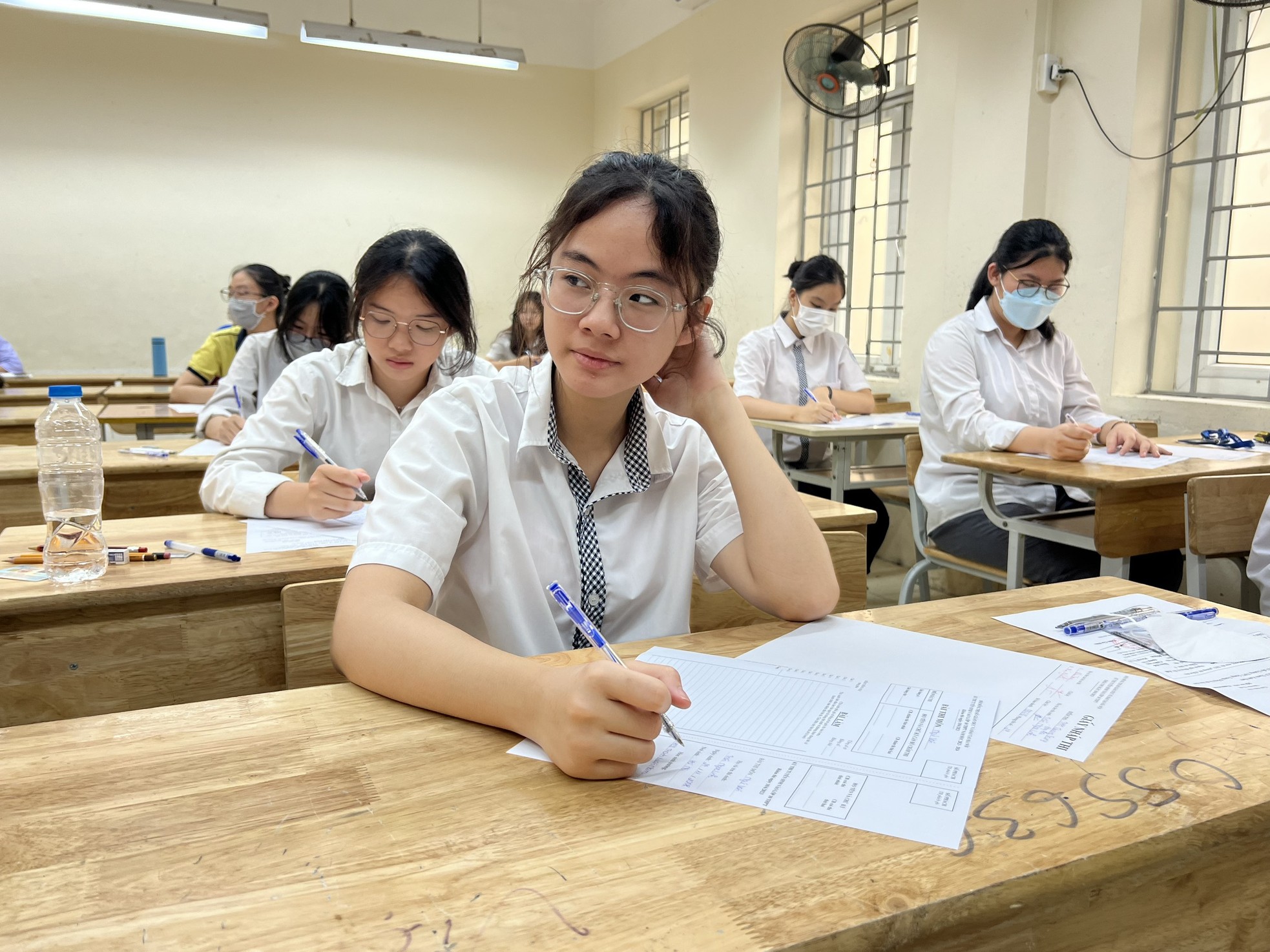 Tốp các trường THPT của Hà Nội có điểm chuẩn cao nhất năm 2023 ảnh 1