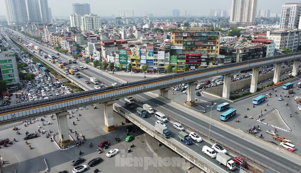 Rào đường thử nghiệm 5 ngày tại 8 'lô cốt' thi công trên đường Nguyễn Trãi ảnh 6