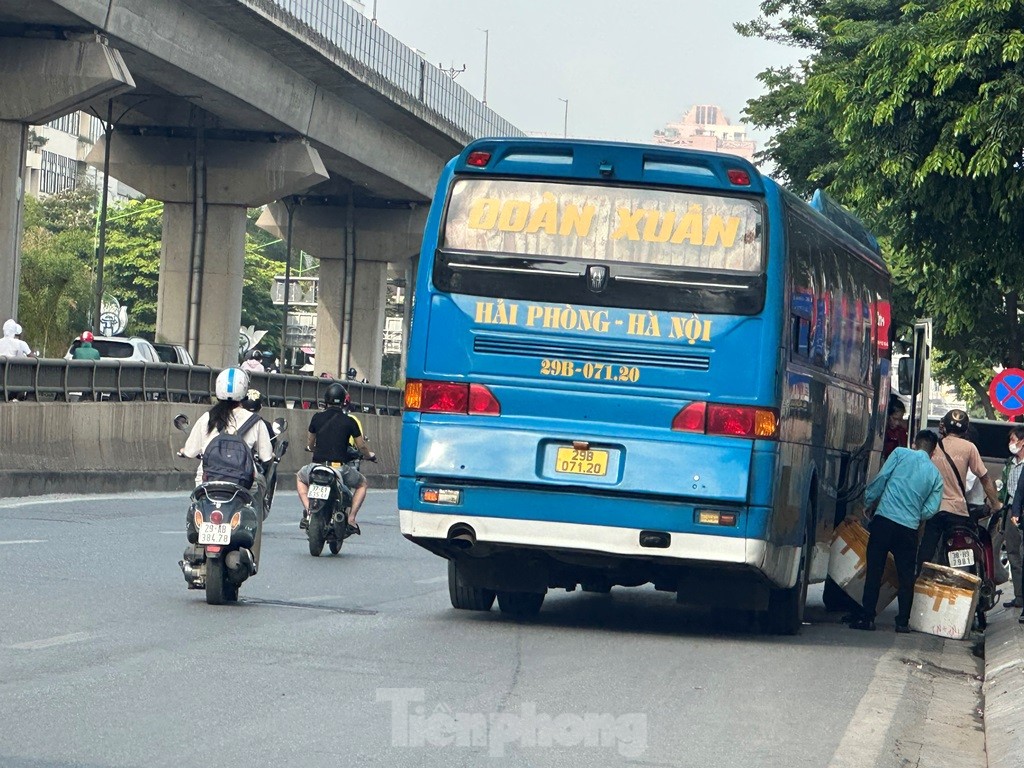 Rào đường thử nghiệm 5 ngày tại 8 'lô cốt' thi công trên đường Nguyễn Trãi ảnh 9