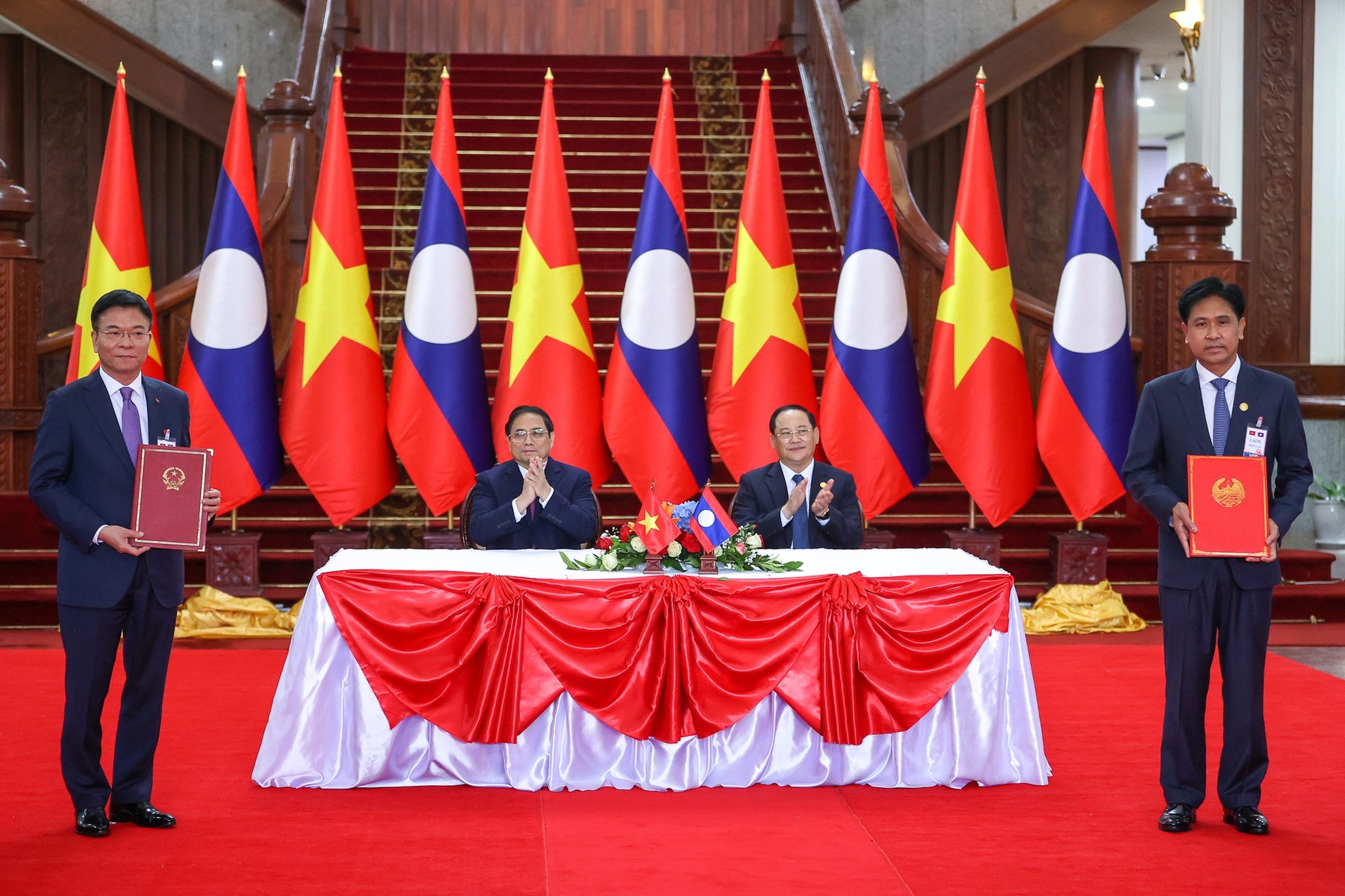 Dành ưu tiên cao nhất cho việc củng cố, vun đắp quan hệ Việt - Lào ảnh 3