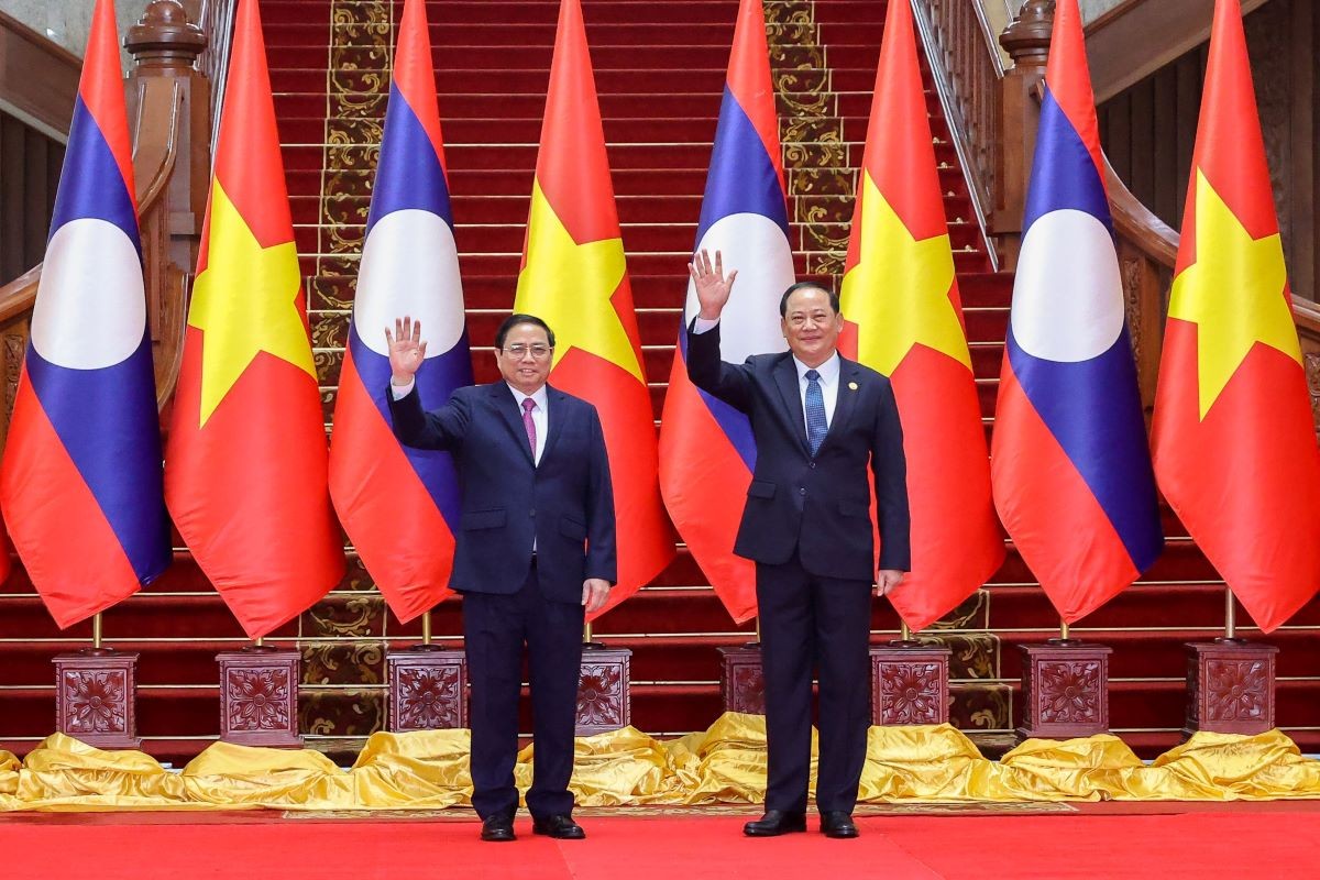 Dành ưu tiên cao nhất cho việc củng cố, vun đắp quan hệ Việt - Lào ảnh 1