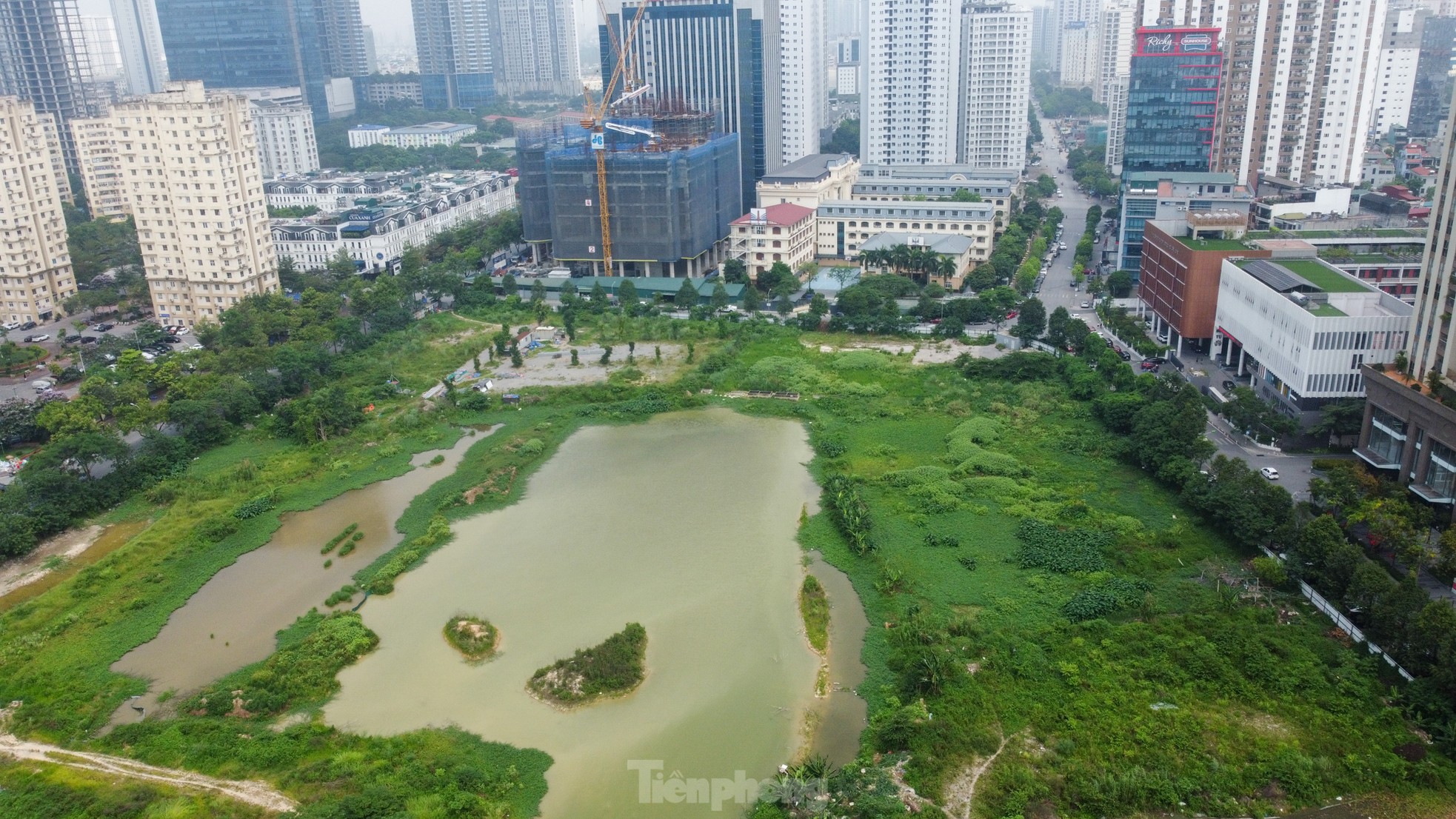 Toàn cảnh công viên hồ điều hoà nghìn tỷ ở Thủ đô bỏ hoang sau nhiều năm được khởi công ảnh 4