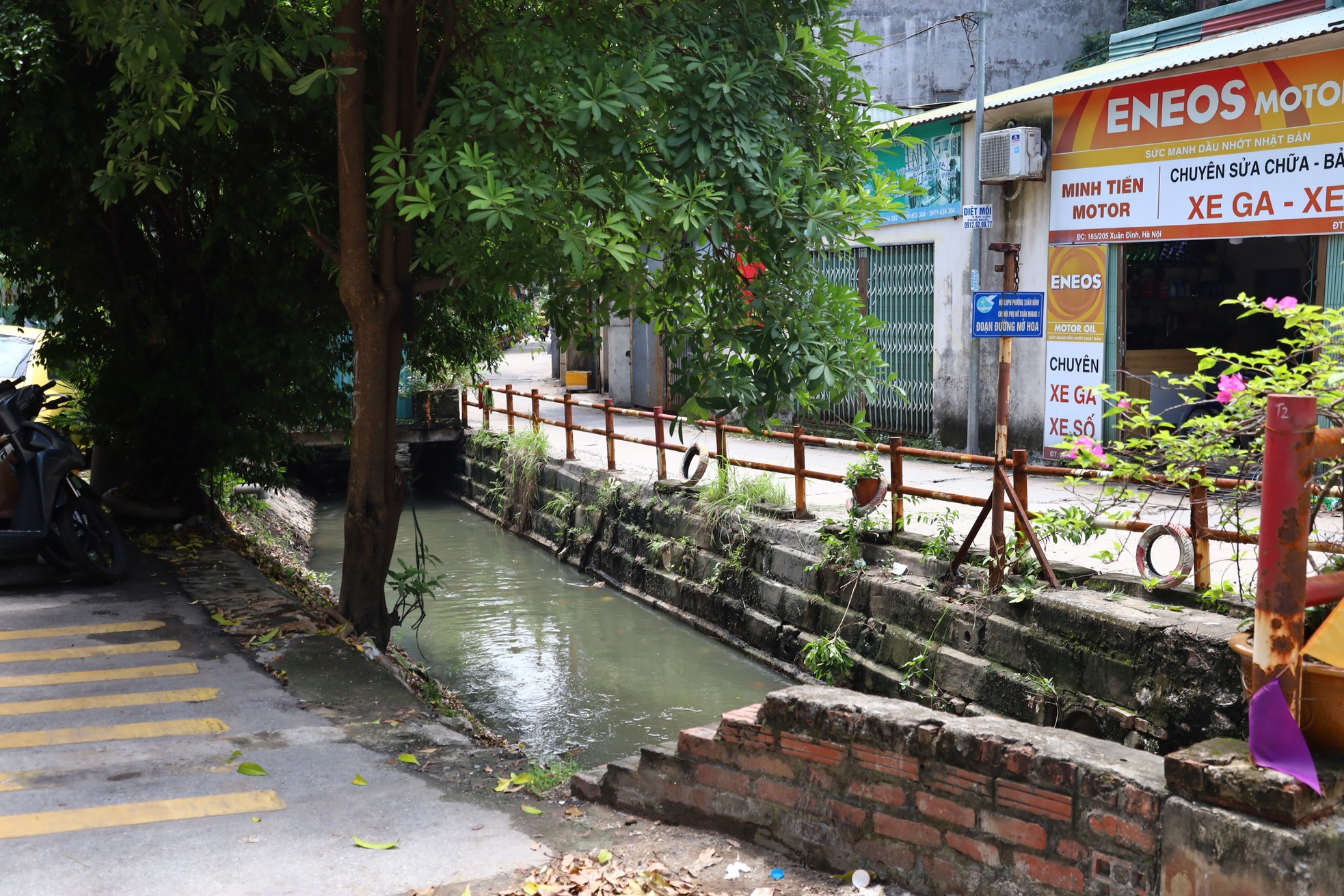 Dân Thủ đô sống khổ bên dòng sông chết - Ảnh 8. Dân Thủ đô sống khổ bên dòng sông chết - Ảnh 8.