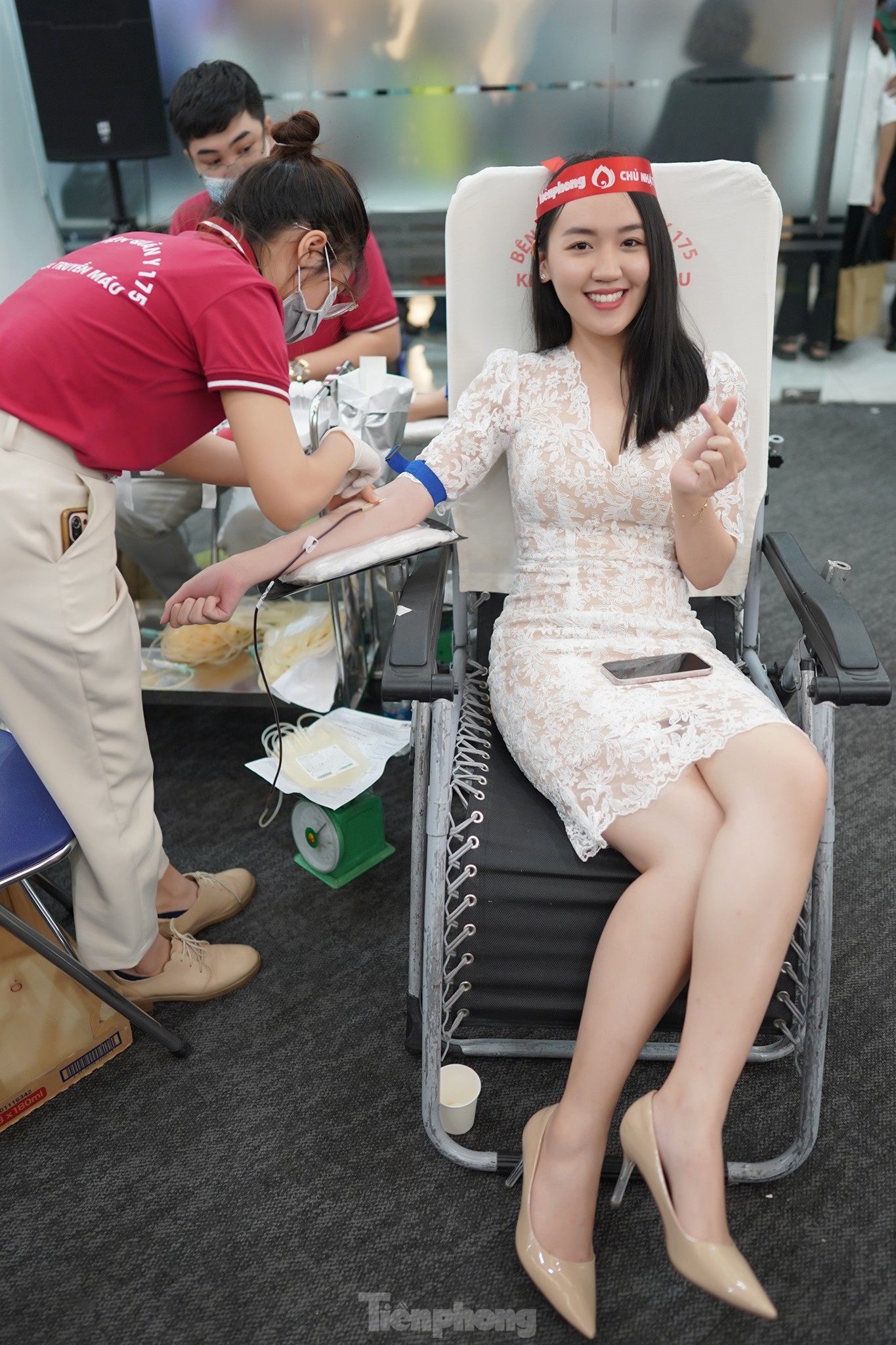 Sôi nổi ngày hội hiến máu Chủ nhật Đỏ tại trụ sở công ty Amway Việt Nam ảnh 9