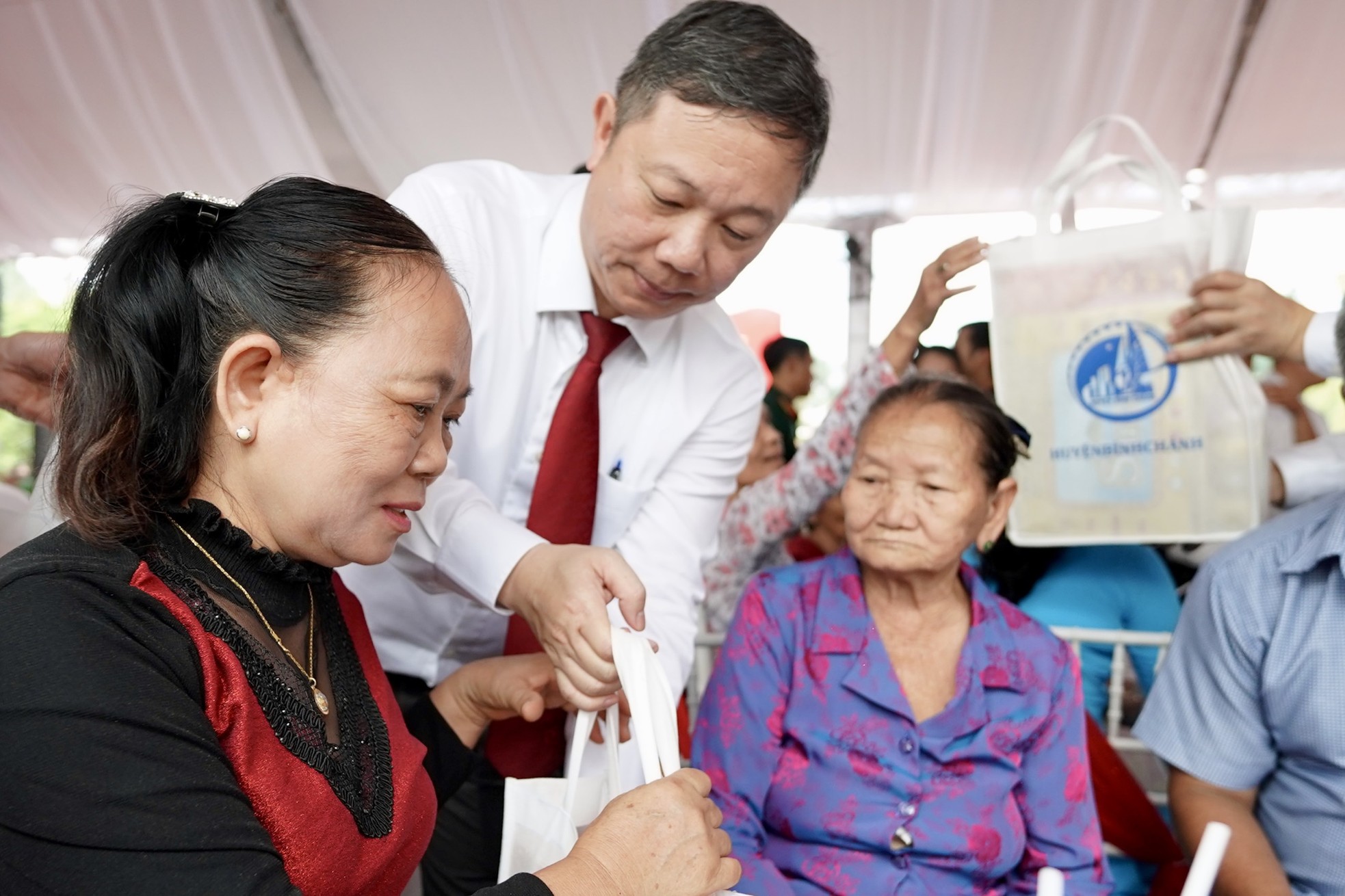 'Đêm trắng Vĩnh Lộc' làm nên tượng đài dân công hoả tuyến ảnh 12