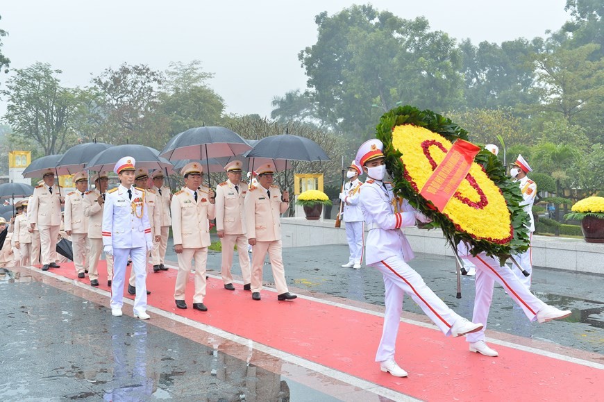Hình ảnh lãnh đạo Đảng, Nhà nước vào Lăng viếng Chủ tịch Hồ Chí Minh ảnh 11