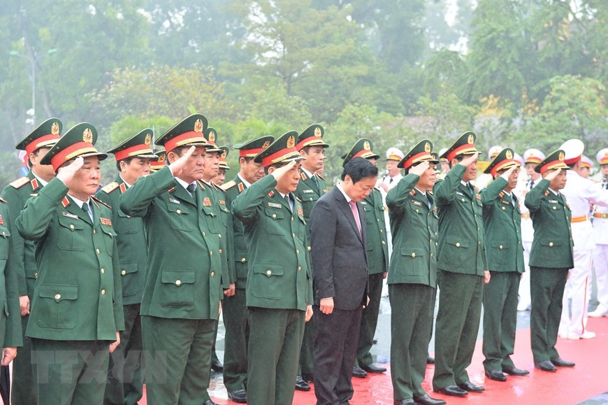 Hình ảnh lãnh đạo Đảng, Nhà nước vào Lăng viếng Chủ tịch Hồ Chí Minh ảnh 10
