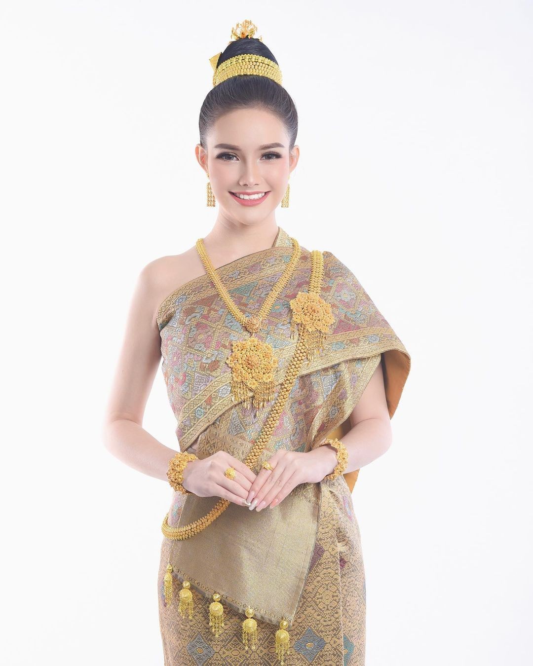 Nhan sắc người đẹp lai Pháp ở Hoa hậu Hòa bình Lào ảnh 6