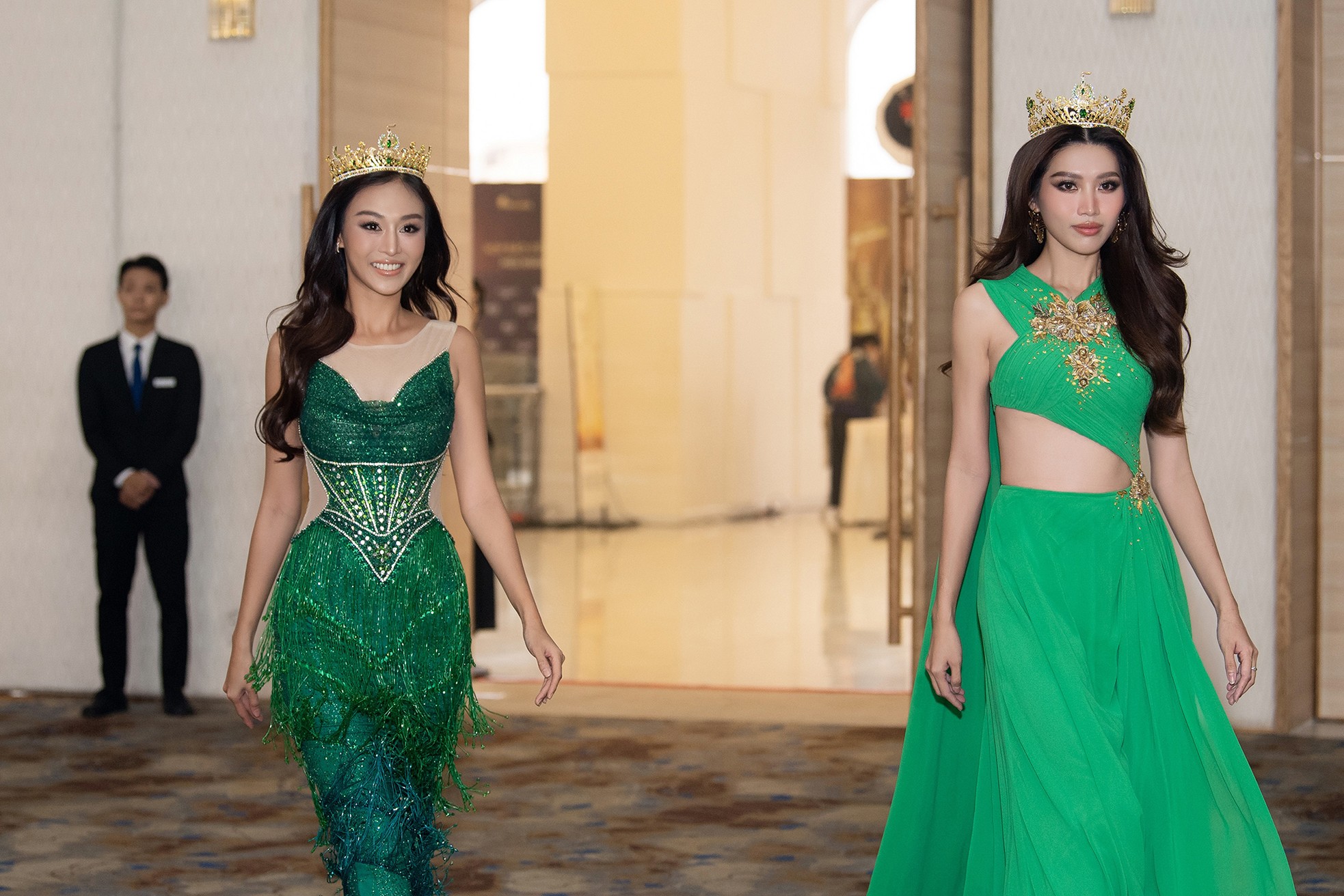 Hoa hậu Thanh Thủy, Á hậu Thùy Linh dự công bố vương miện Hoa hậu Hòa bình Việt Nam ảnh 21