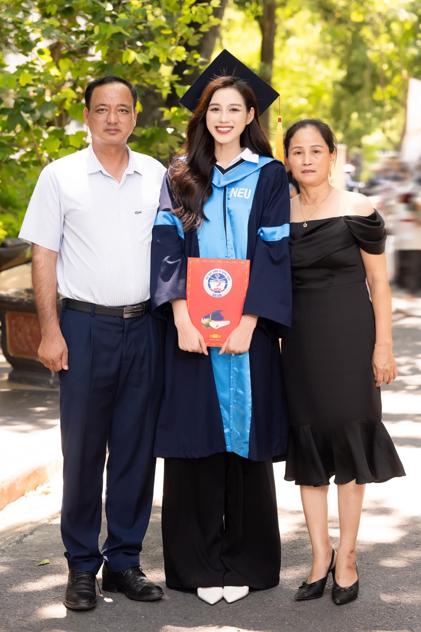 Đỗ Thị Hà tốt nghiệp Đại học Kinh tế Quốc dân ảnh 3