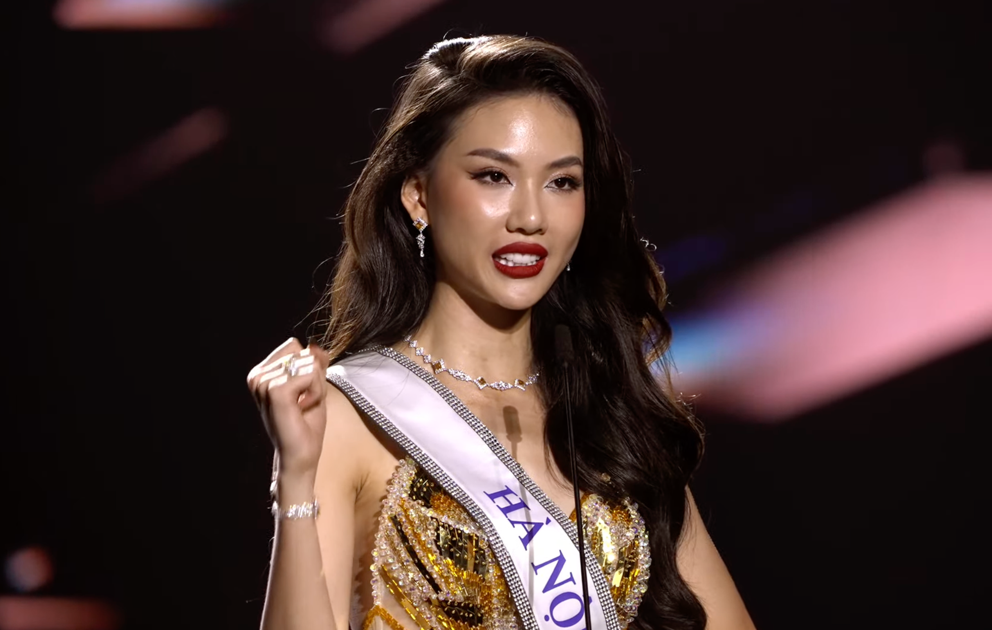 Showbiz 30/9: 14 năm hôn nhân của Jennifer Phạm và chồng doanh nhân ảnh 5