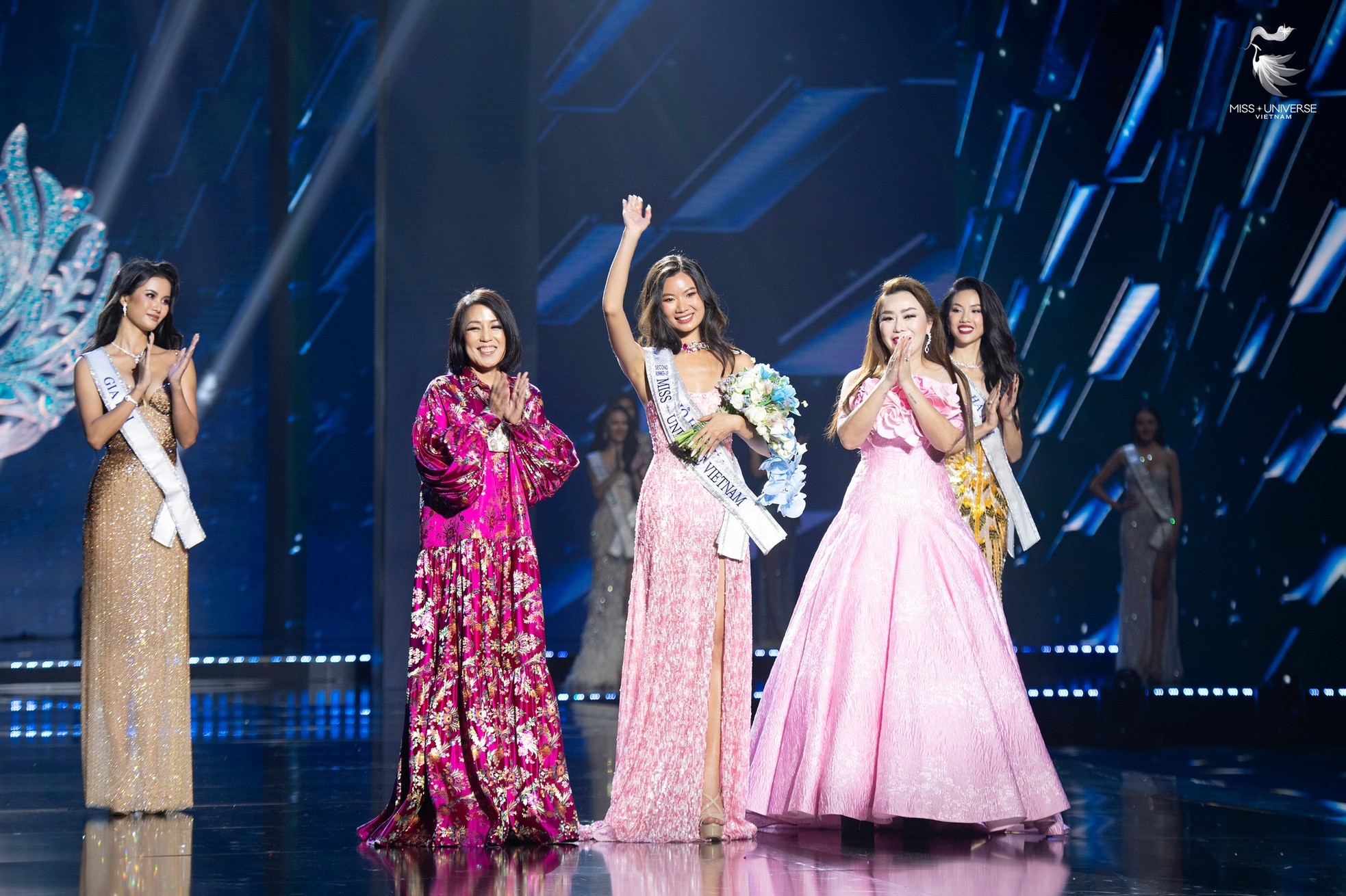 Nhan sắc người đẹp có khối u trong ngực giành ngôi Á hậu 2 Miss Universe Vietnam ảnh 3