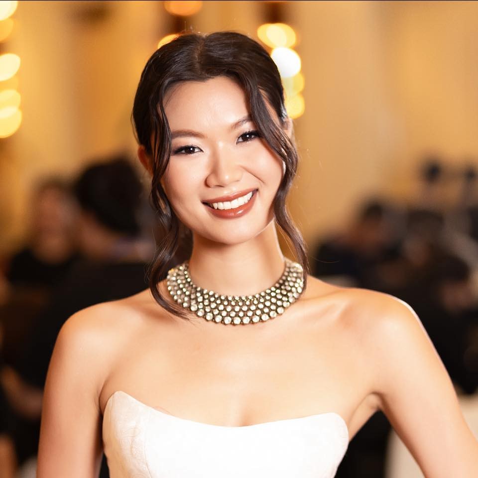 Nhan sắc người đẹp có khối u trong ngực giành ngôi Á hậu 2 Miss Universe Vietnam ảnh 9