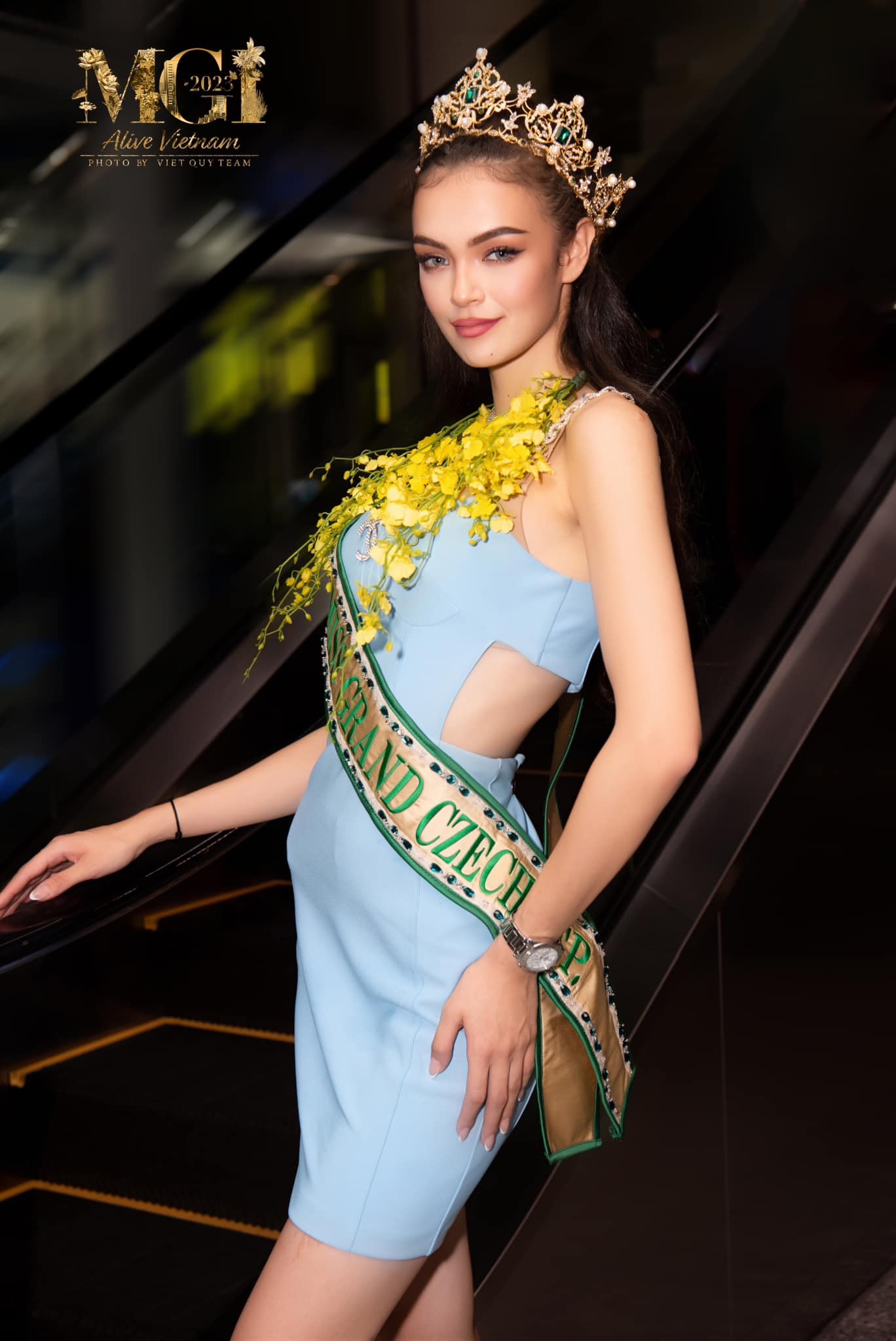 Người đẹp duy nhất mặc áo dài đến Việt Nam thi Hoa hậu Hòa bình ảnh 13