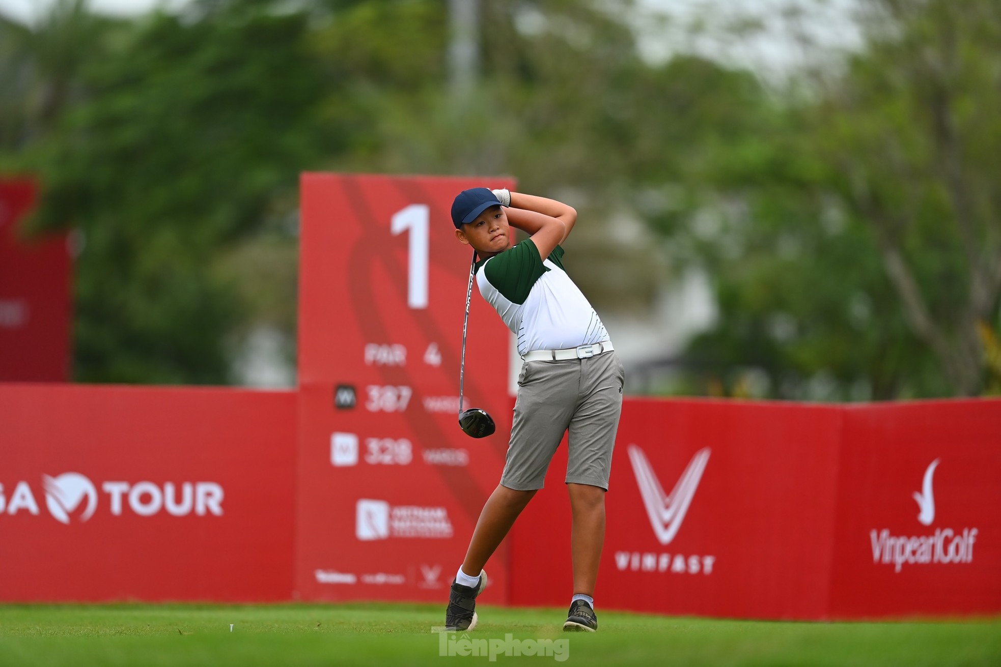 Những cảm xúc trái ngược của golfer trong ngày khai mạc Giải Vô địch Golf Quốc gia ảnh 2
