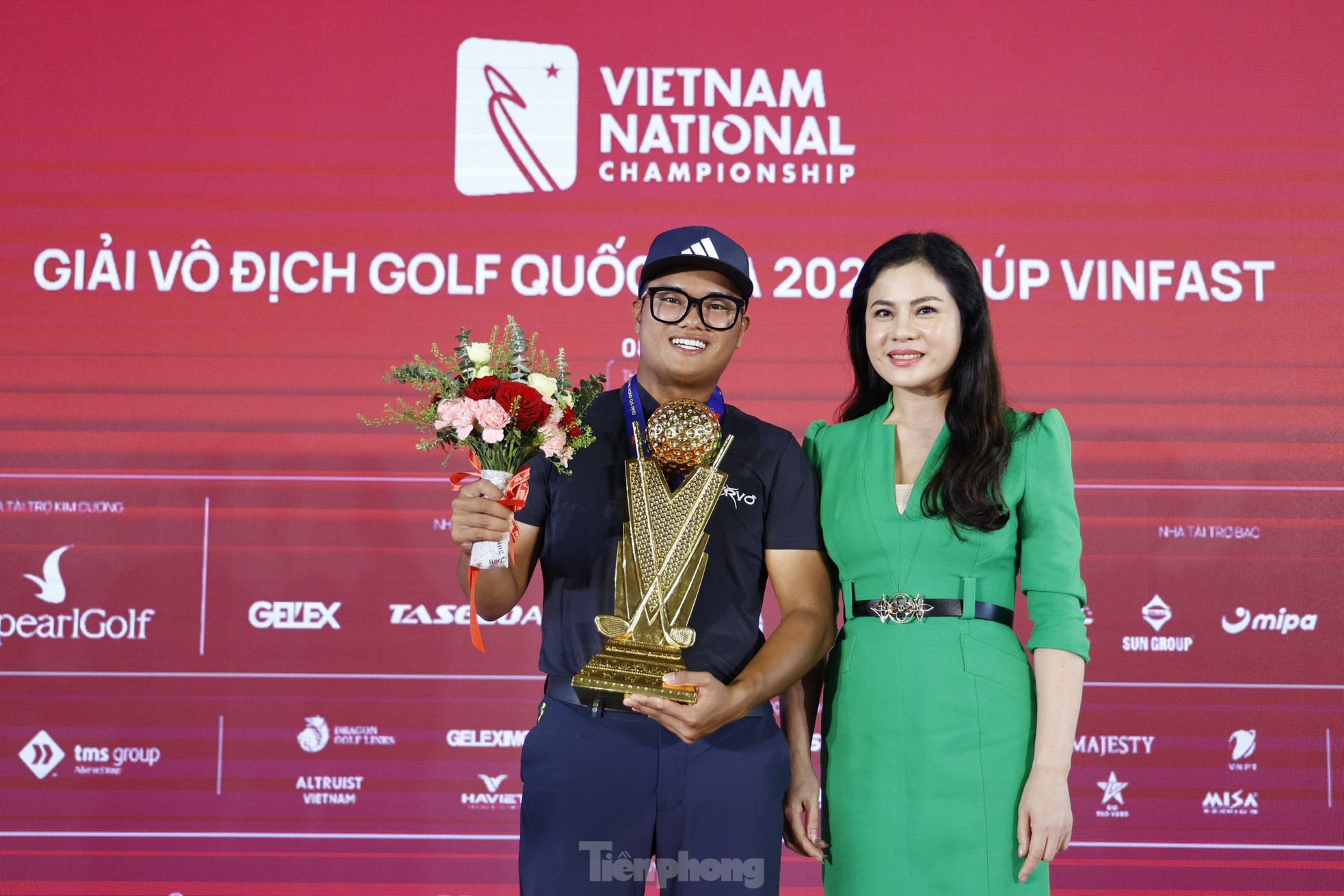 Nhà vô địch Nguyễn Nhất Long: 'Những nỗ lực được đền đáp, thật vui khi cầm chiếc Cúp trên tay' ảnh 17