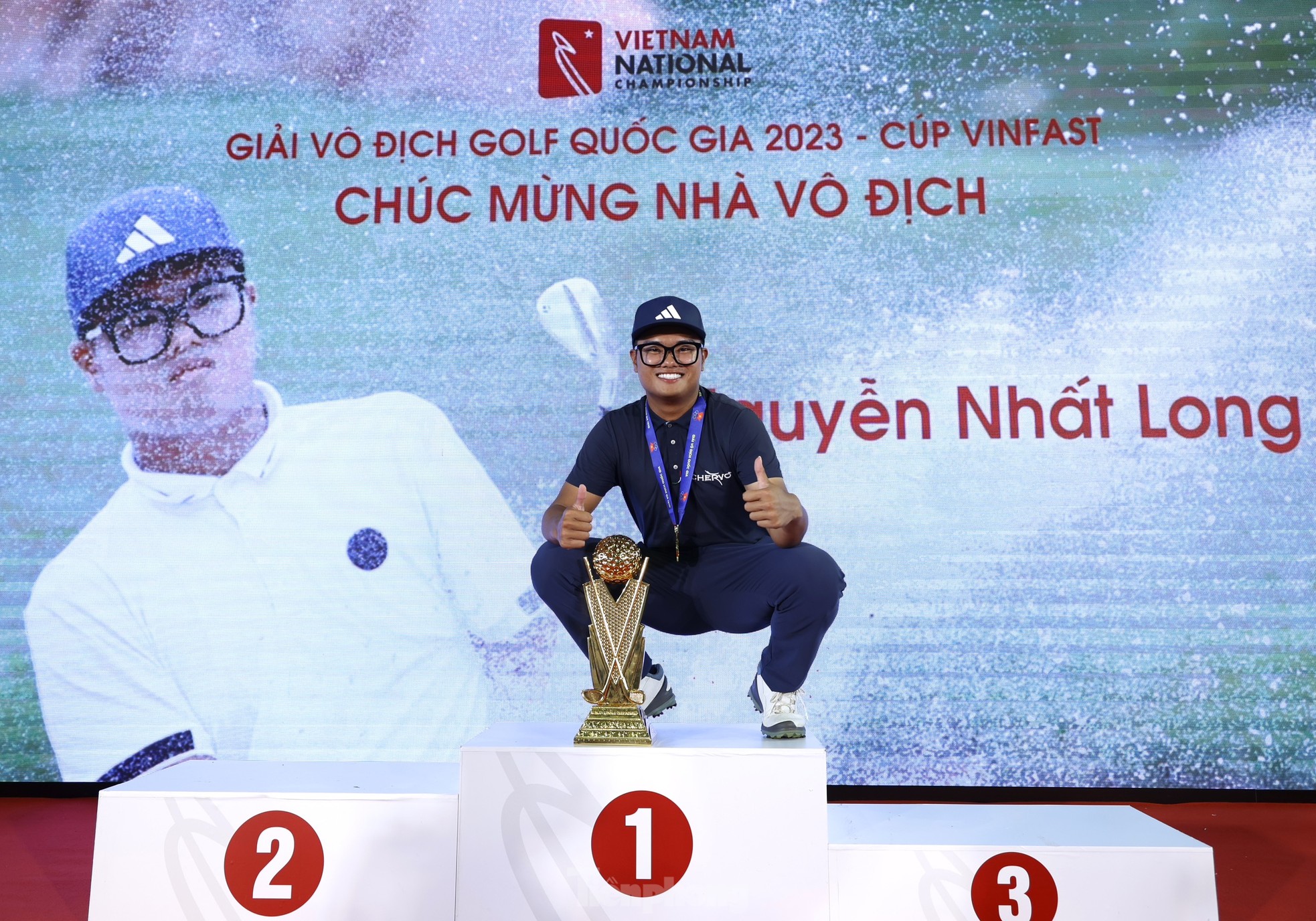 Nhà vô địch Nguyễn Nhất Long: 'Những nỗ lực được đền đáp, thật vui khi cầm chiếc Cúp trên tay' ảnh 2