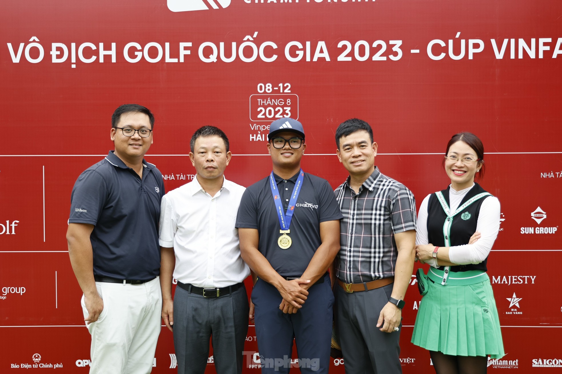 Nhà vô địch Nguyễn Nhất Long: 'Những nỗ lực được đền đáp, thật vui khi cầm chiếc Cúp trên tay' ảnh 21