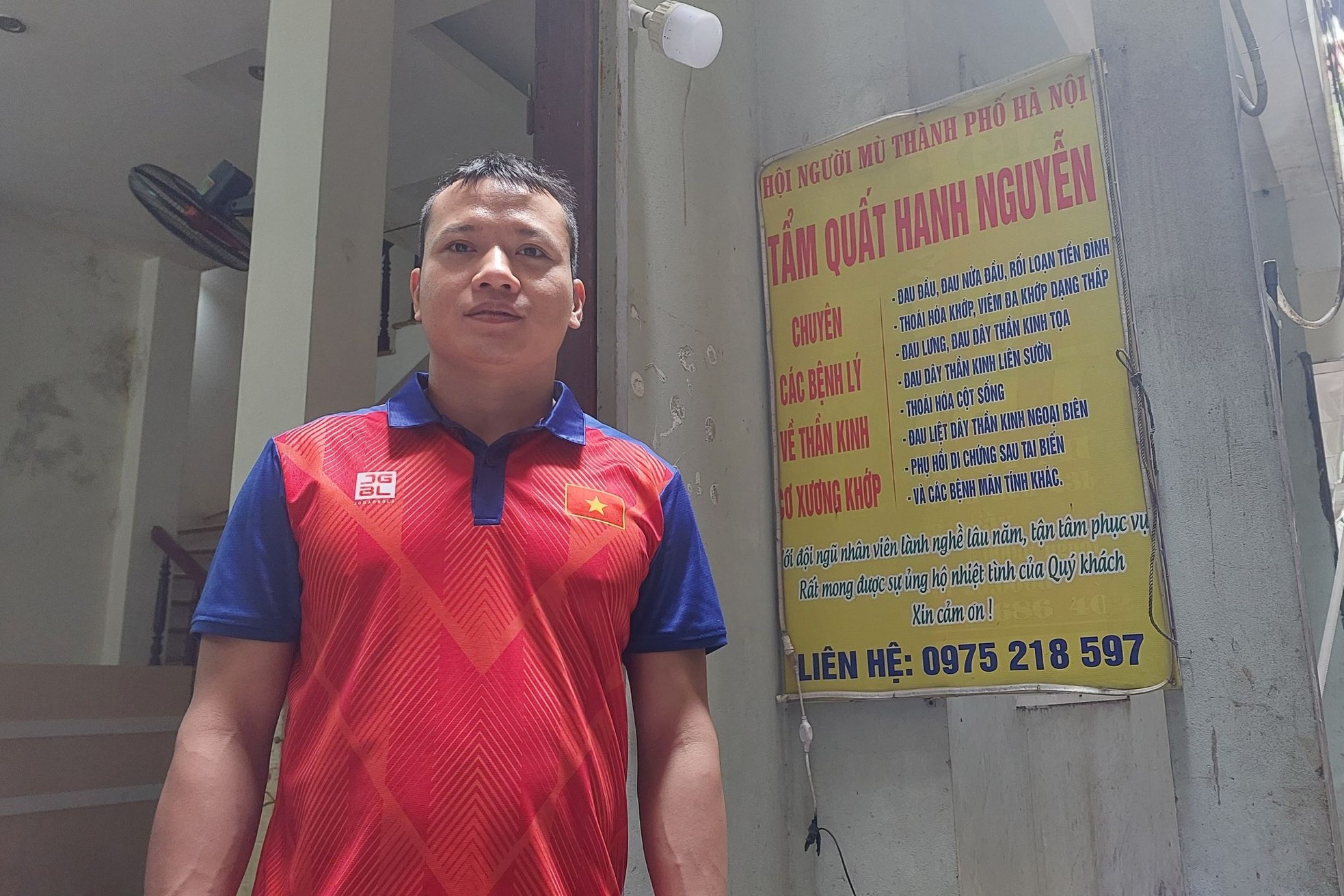 VĐV bơi lội khiếm thị Nguyễn Văn Hanh: 'Không thể nhìn, nhưng tôi vẫn đi đúng hướng' ảnh 13