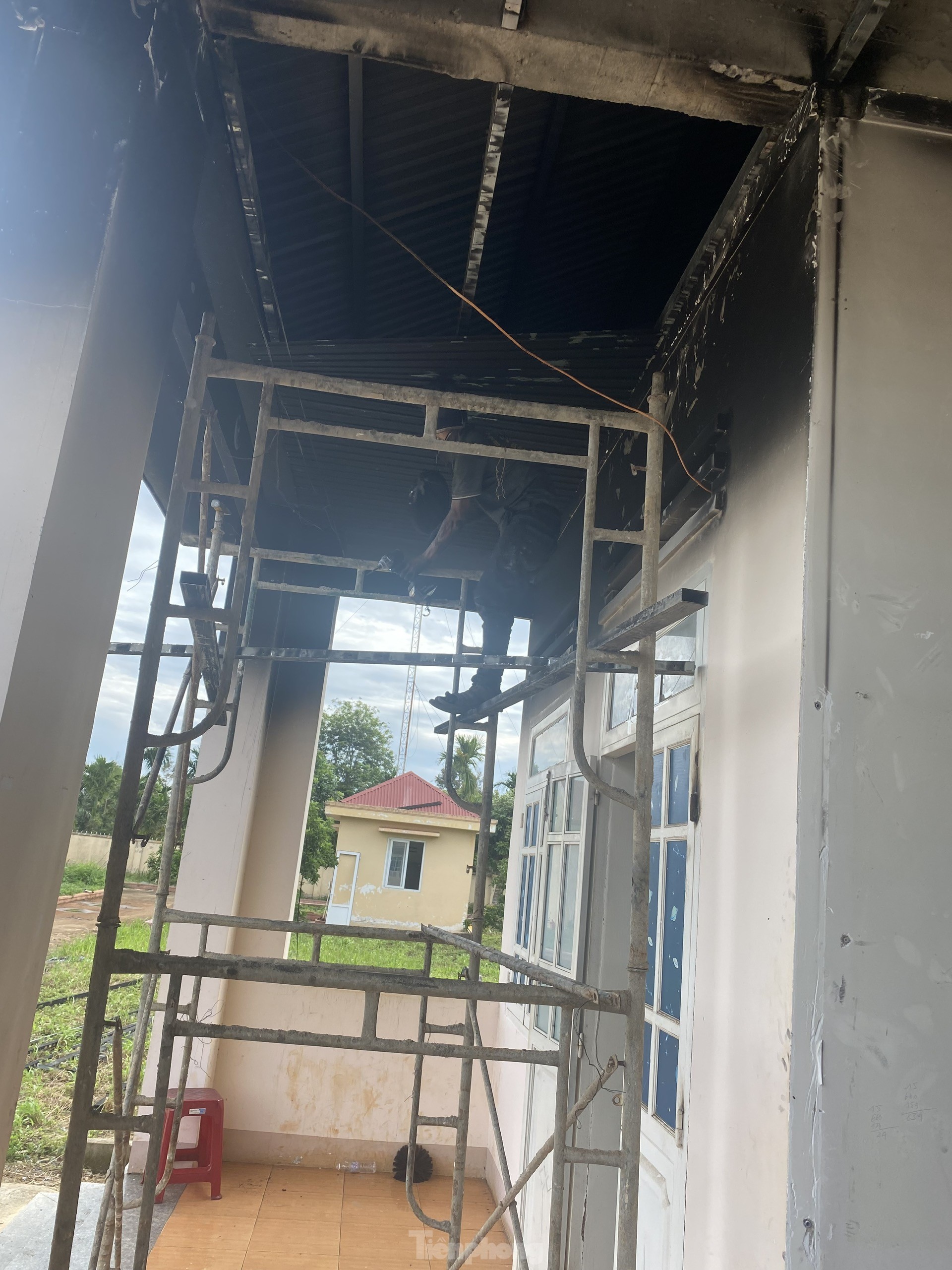 Hai trụ sở xã bị tấn công được sửa chữa, phục vụ dân trở lại ảnh 4