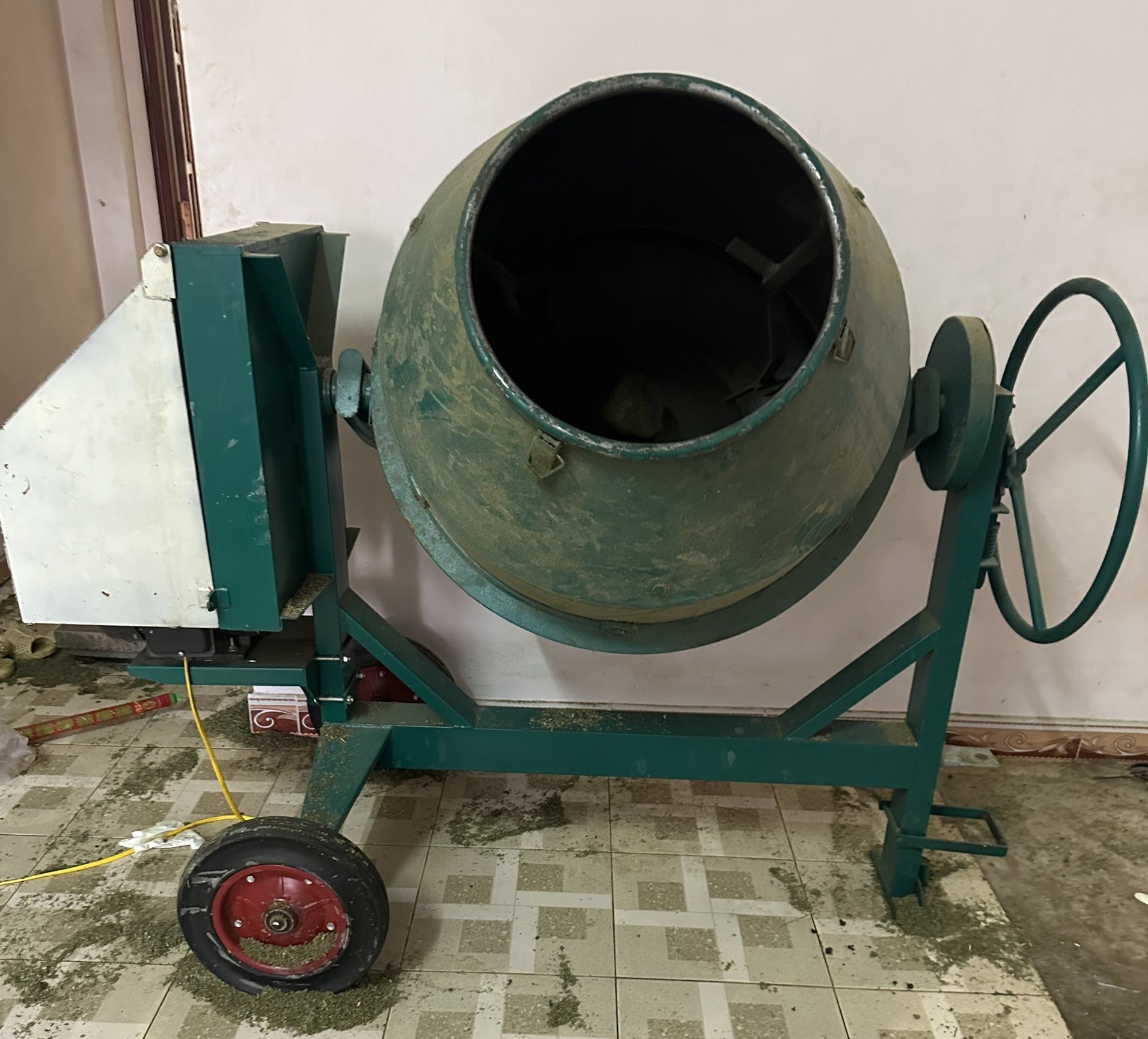 Triệt phá xưởng bào chế 'cỏ Mỹ' ở Nha Trang ảnh 6
