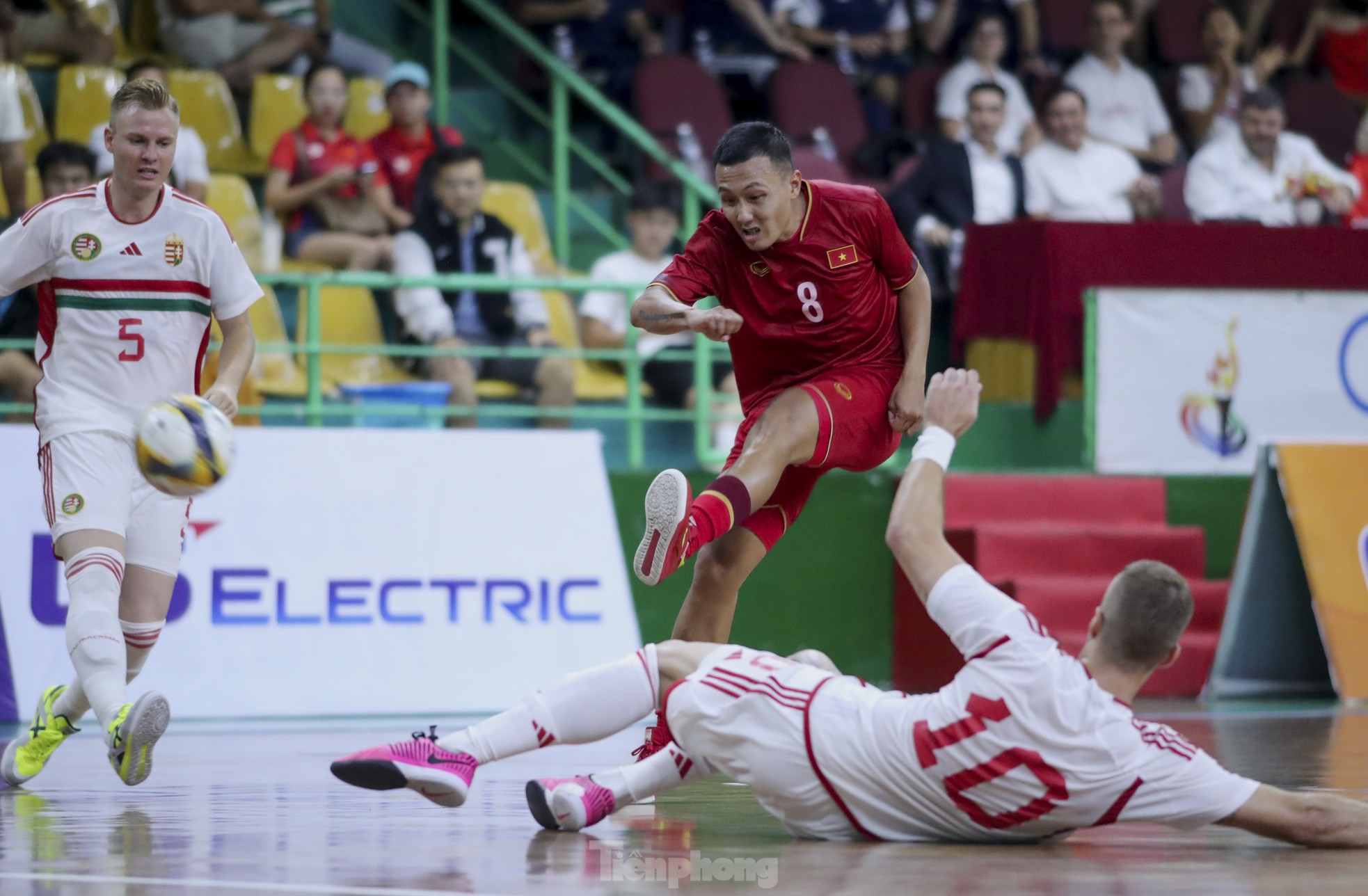 Tuyển futsal Việt Nam thua đậm trước quân xanh đến từ châu Âu ảnh 10