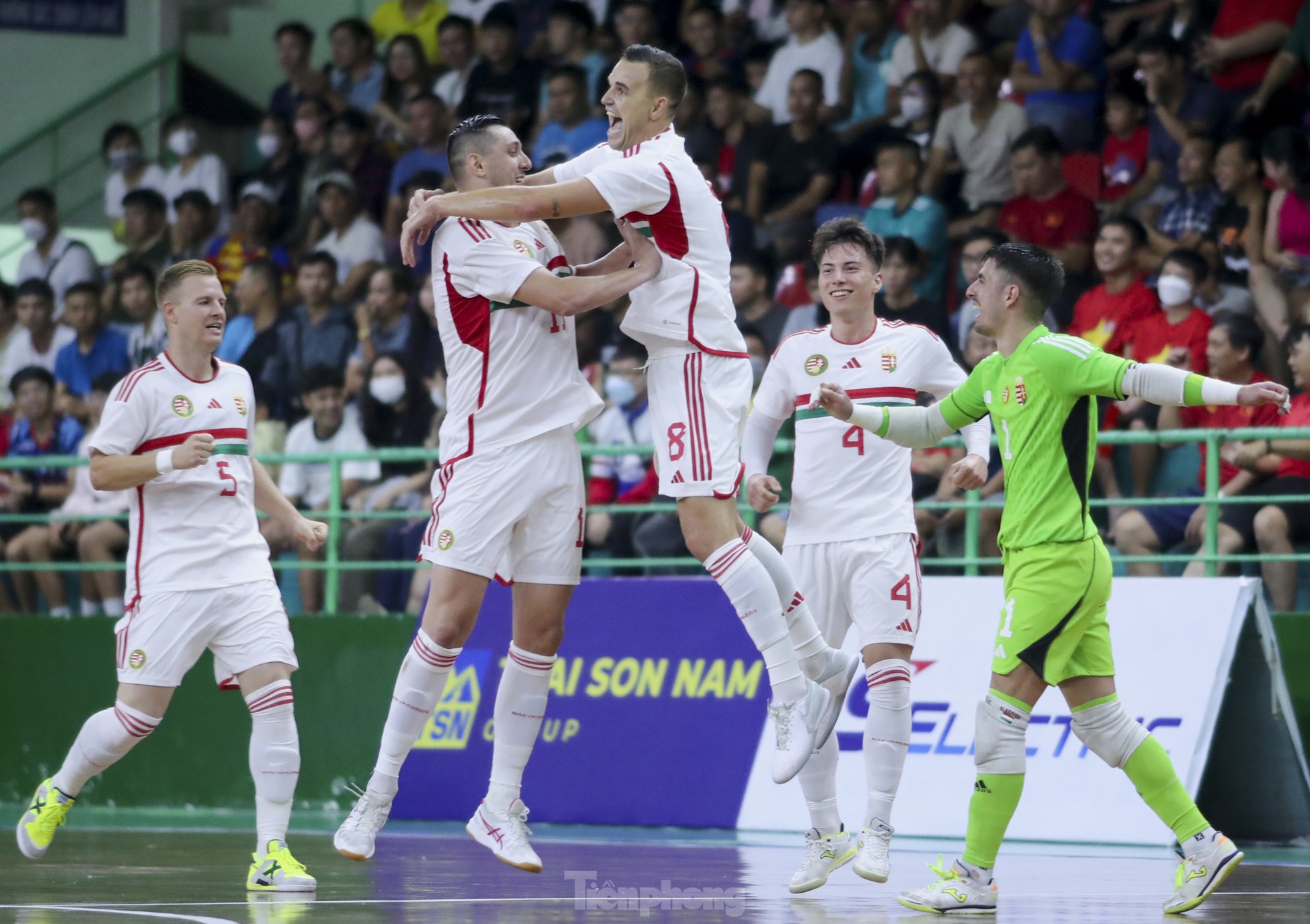 Tuyển futsal Việt Nam thua đậm trước quân xanh đến từ châu Âu ảnh 4