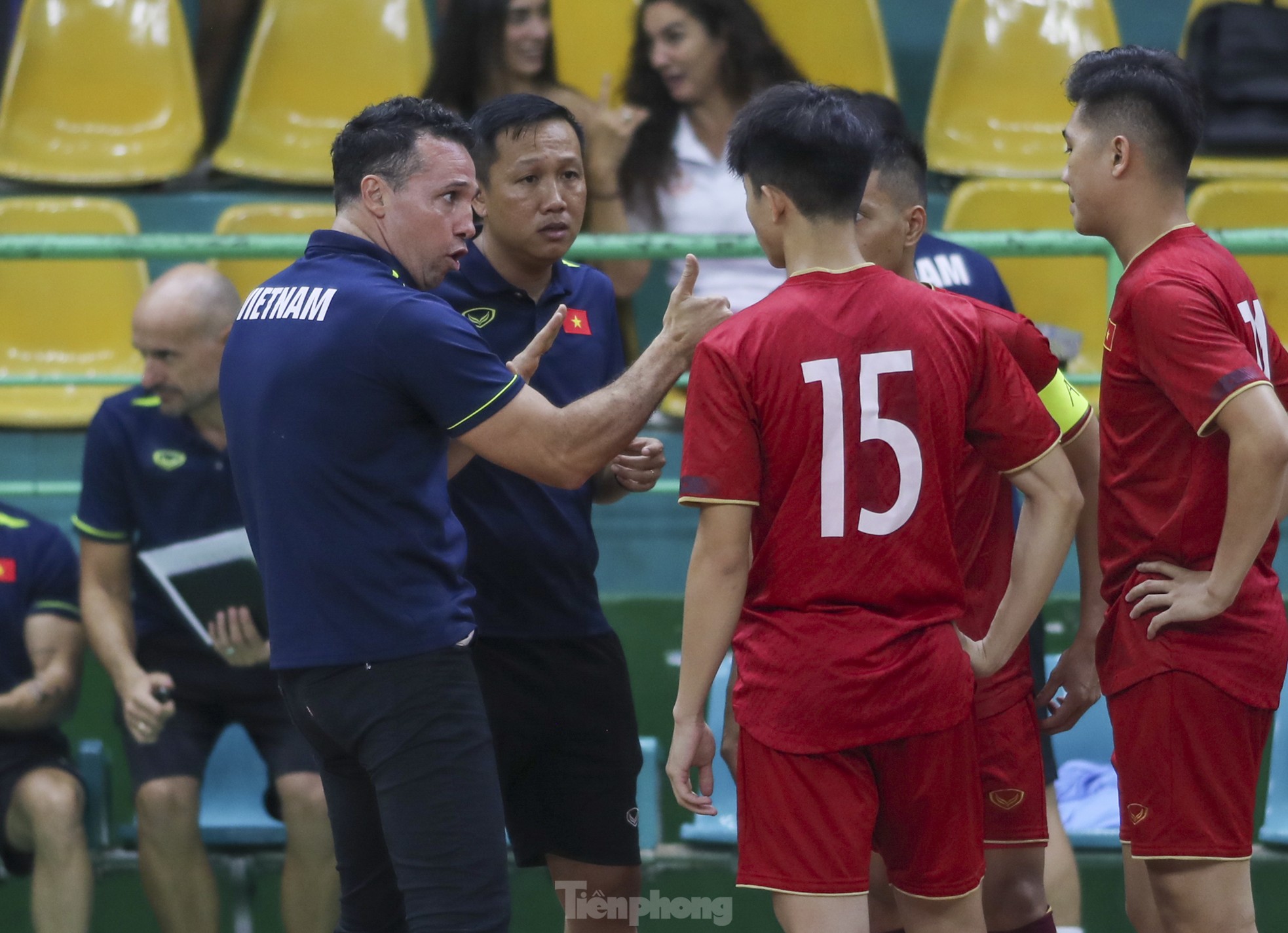 Tuyển futsal Việt Nam thua đậm trước quân xanh đến từ châu Âu ảnh 7