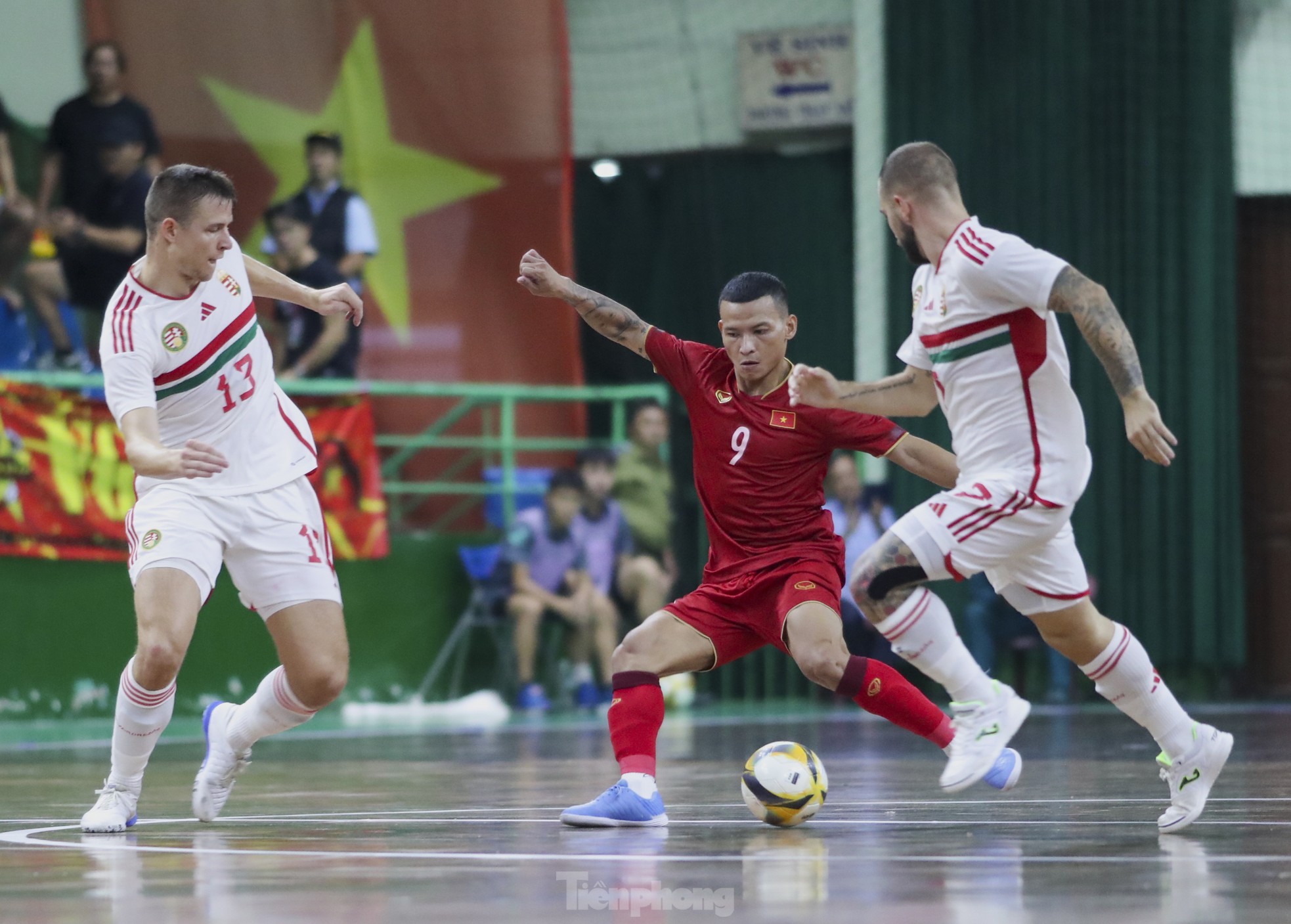 Tuyển futsal Việt Nam thua đậm trước quân xanh đến từ châu Âu ảnh 12