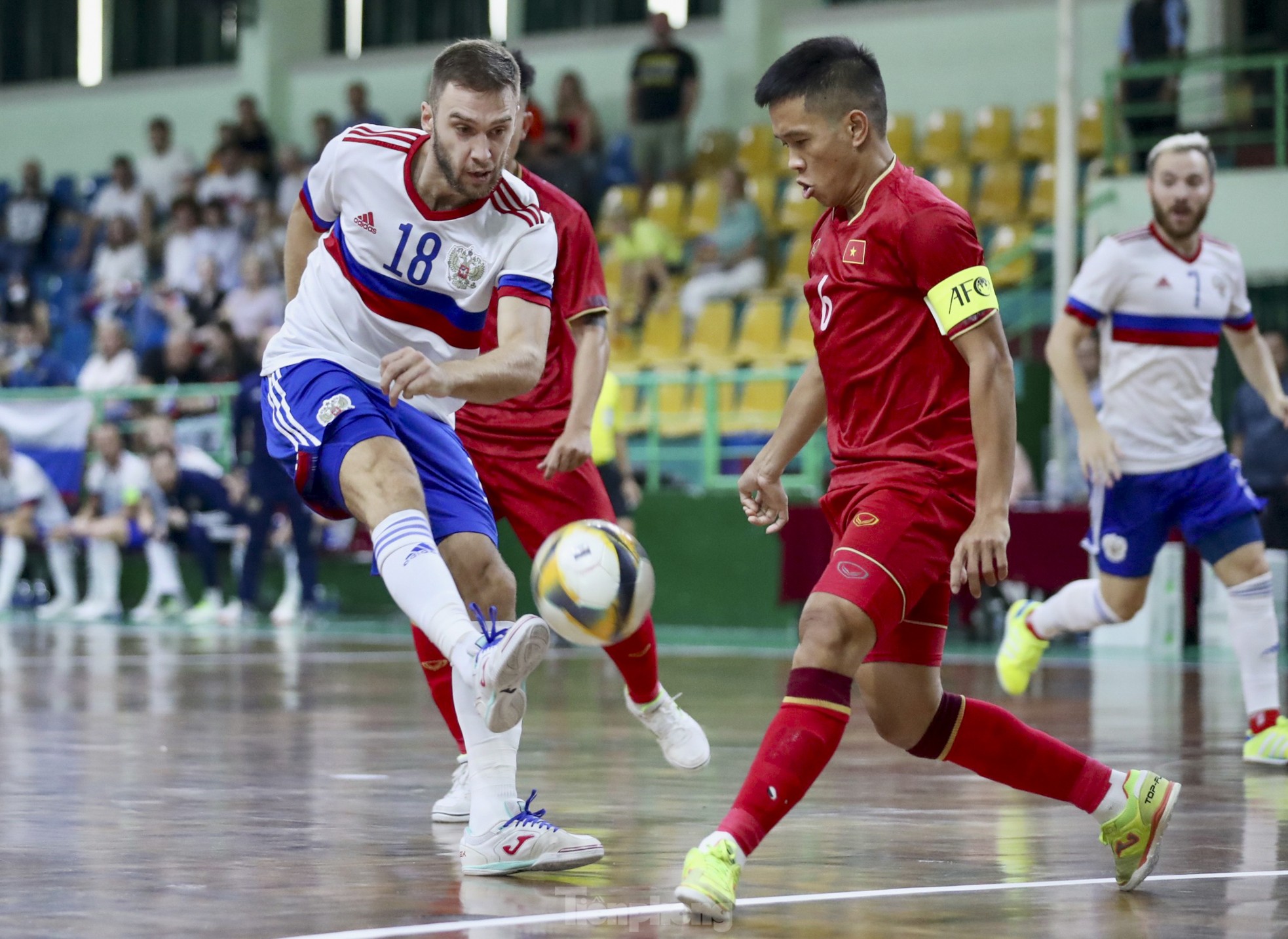 Futsal Việt Nam gây bất ngờ trước đội thứ 4 thế giới ảnh 2