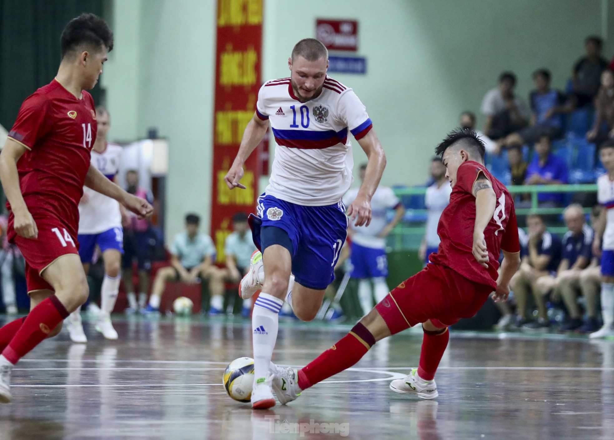 Futsal Việt Nam gây bất ngờ trước đội thứ 4 thế giới ảnh 4